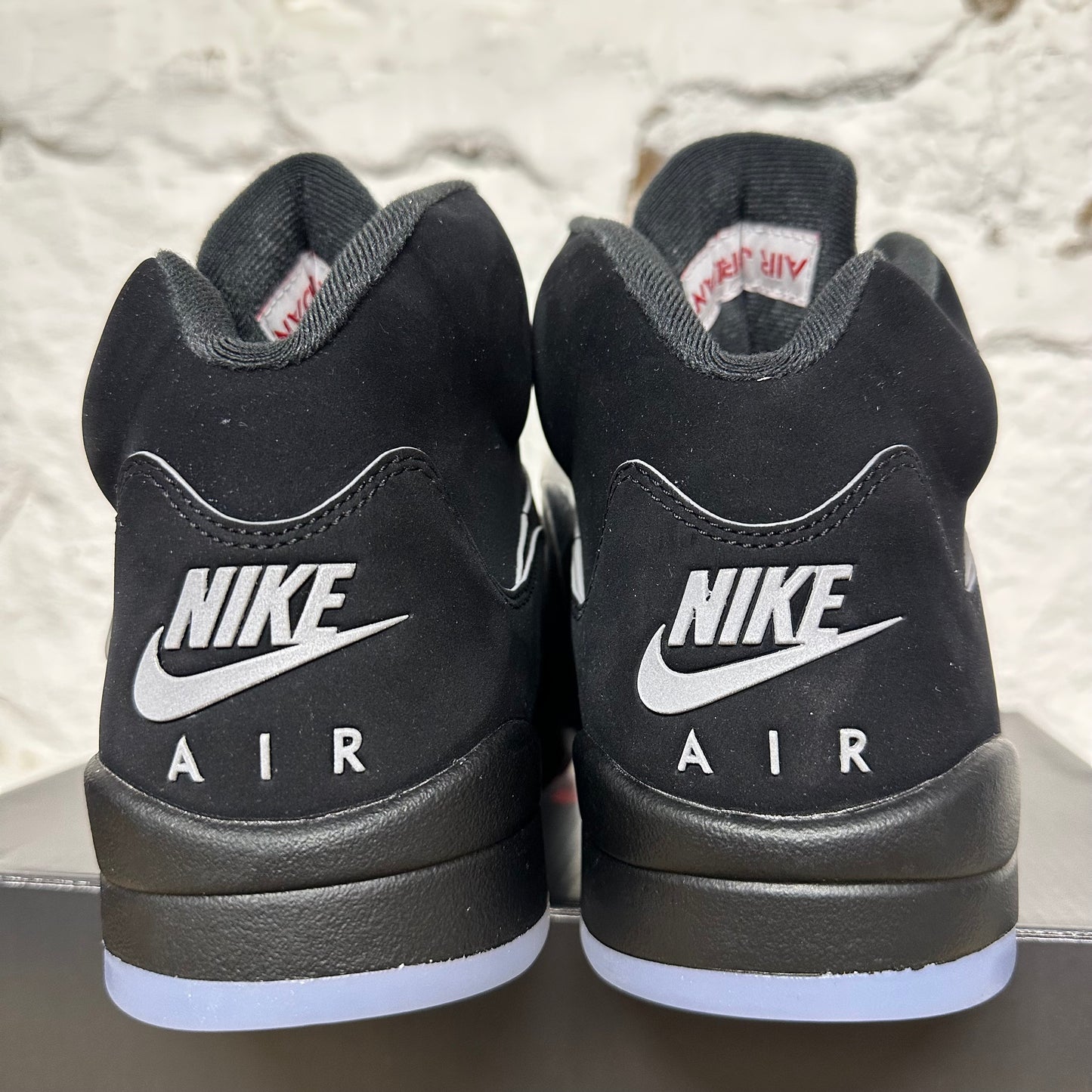 Air Jordan 5 Black Metallic Reimagined Sz 10 DS