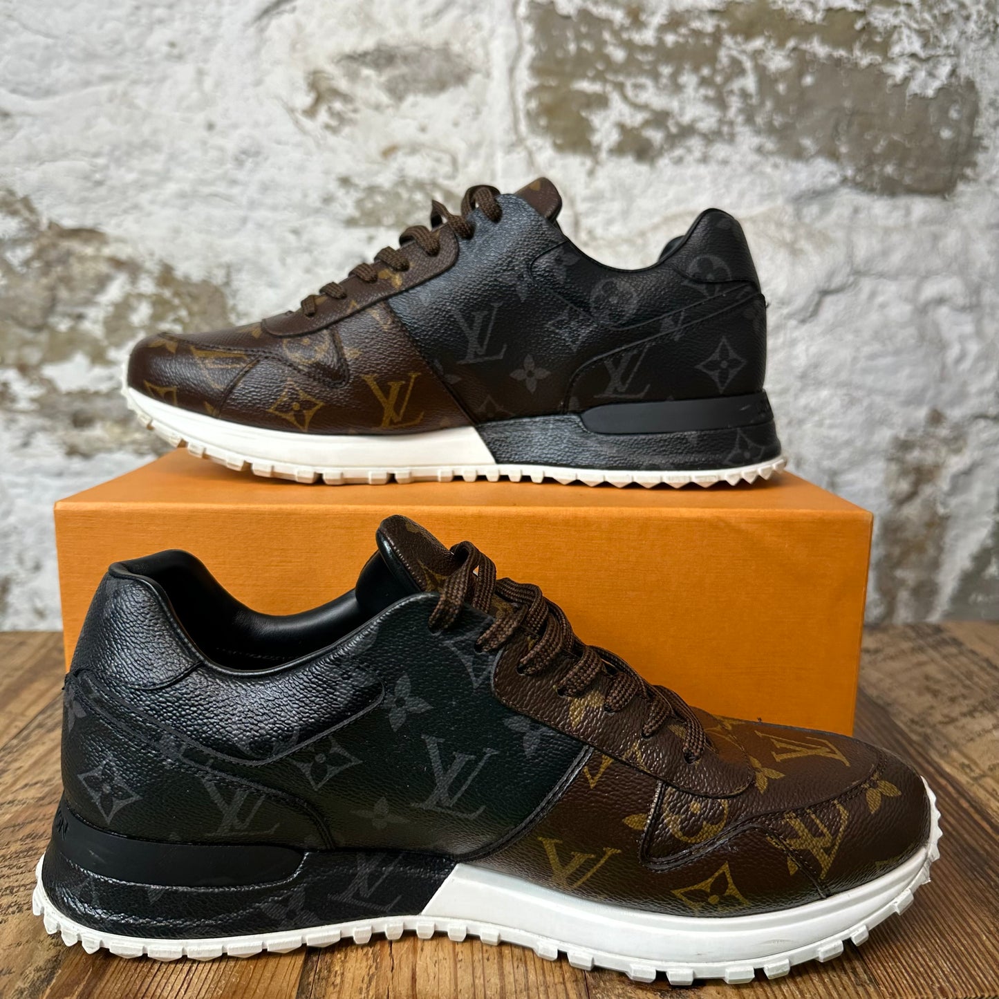 Louis Vuitton Black White Brown Monogram Runaway Sneaker Sz 8 (6.5LV)