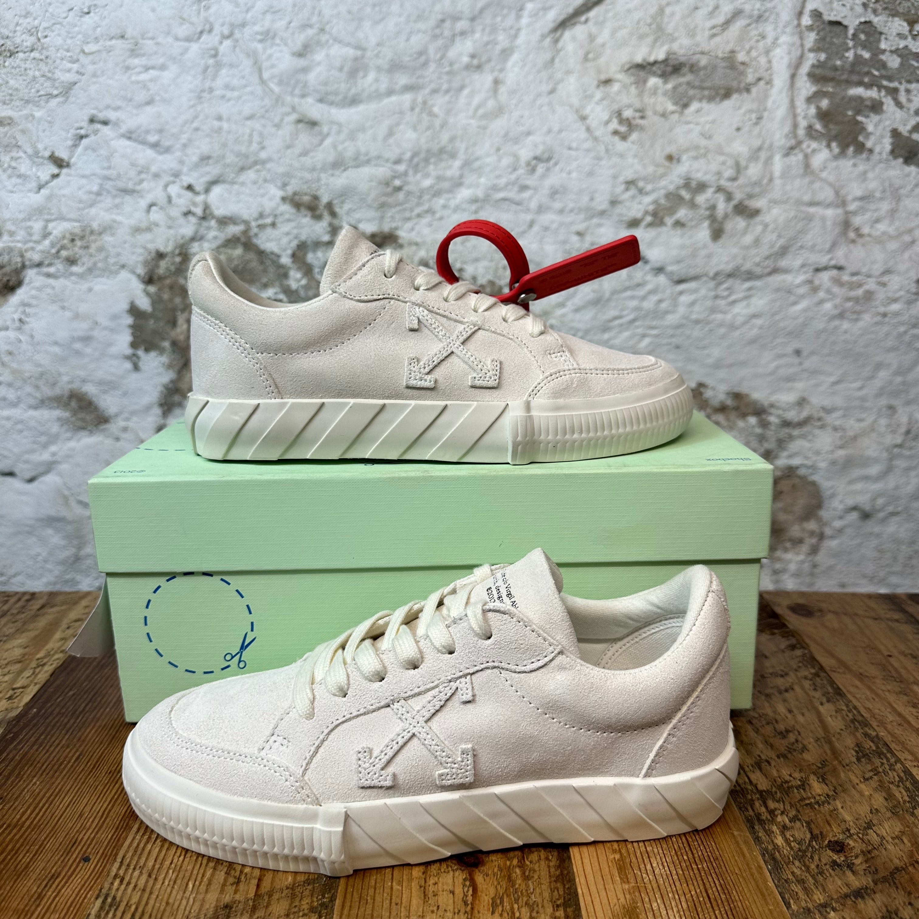 Off White Vulc Cream Suede Sz 4.5 (36) DS