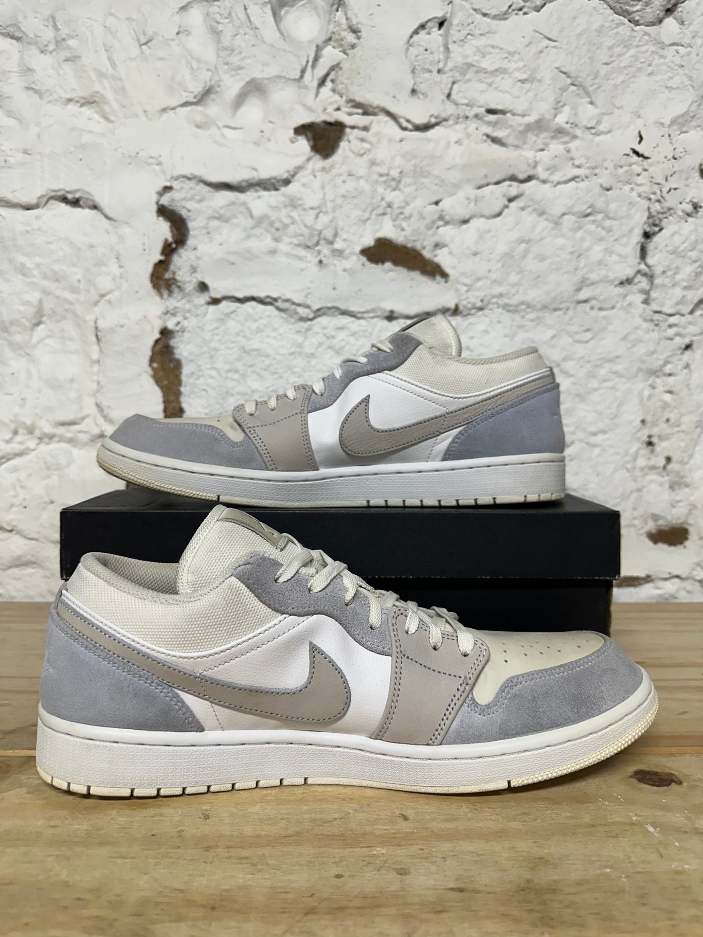 Air Jordan 1 Low Paris Sz 13