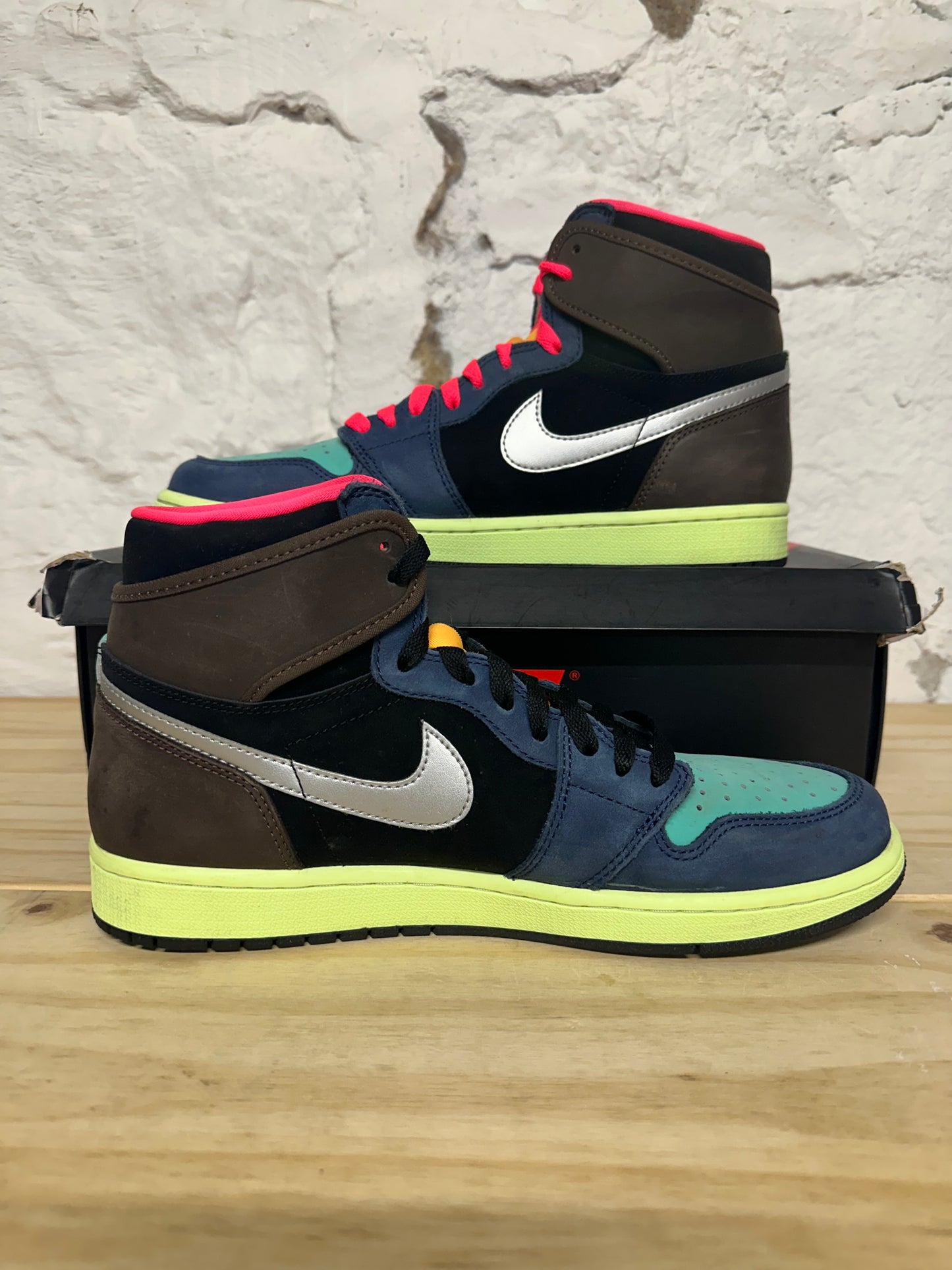 Air Jordan 1 High Tokyo Bio Hack Sz 10