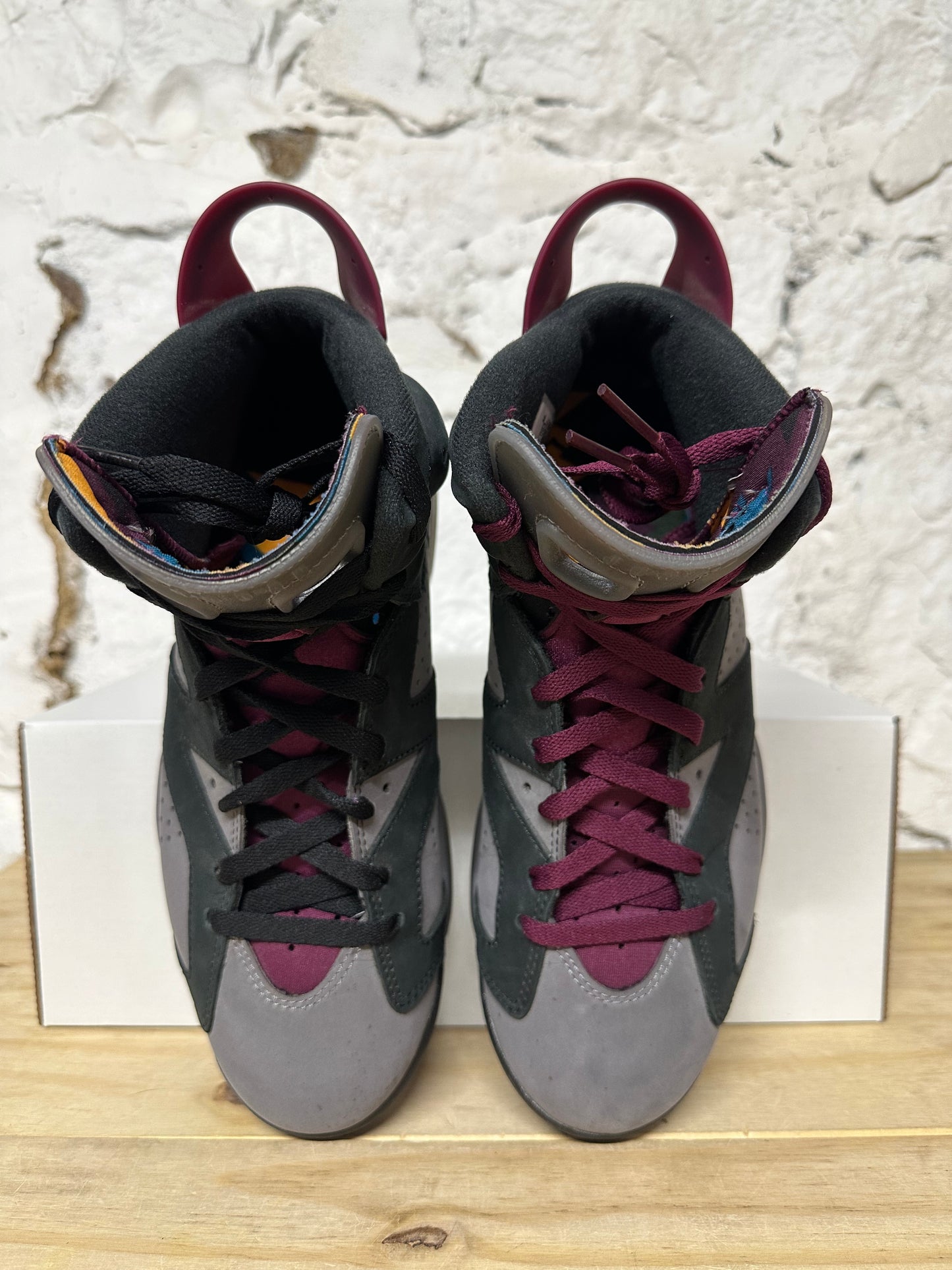 Air Jordan 6 Bordeaux Sz 8
