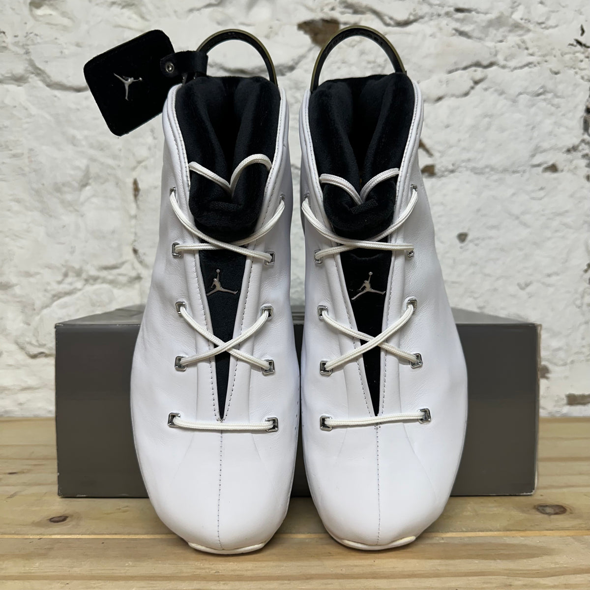 Jordan 18.5 OG White Black Chrome Sz 10 DS