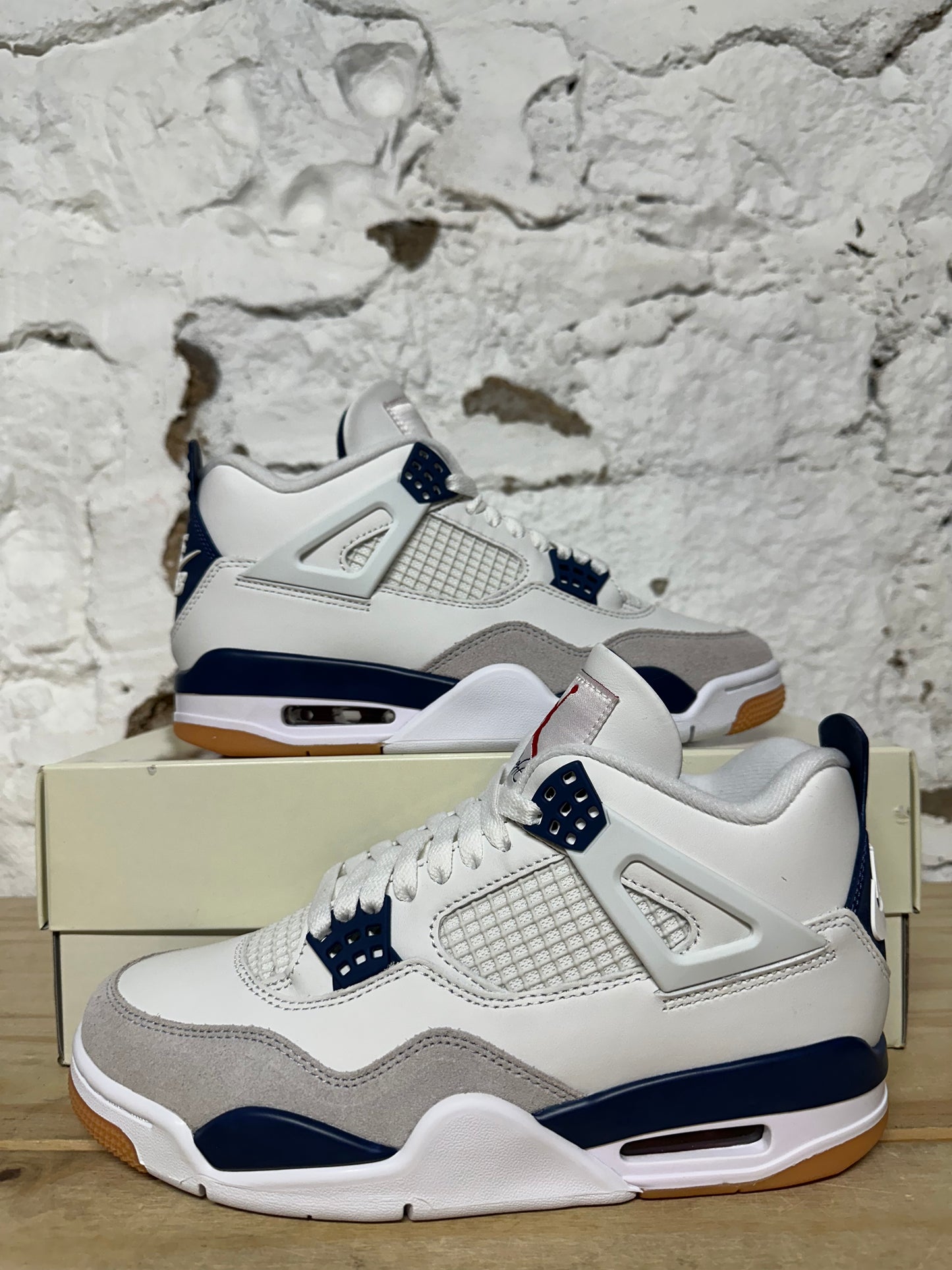 Air Jordan 4 SB Navy Sz 7.5 DS