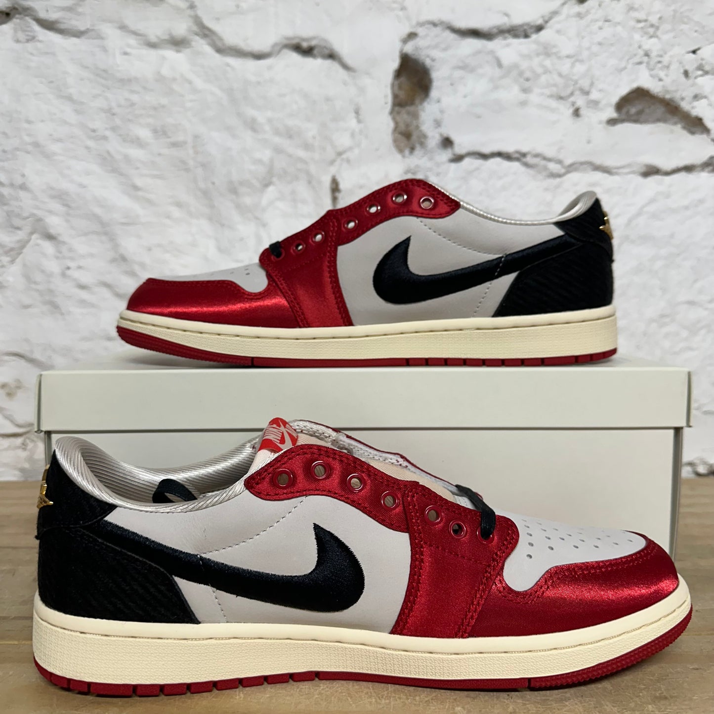 Air Jordan 1 Low Trophy Room Rookie Sz 9.5 DS