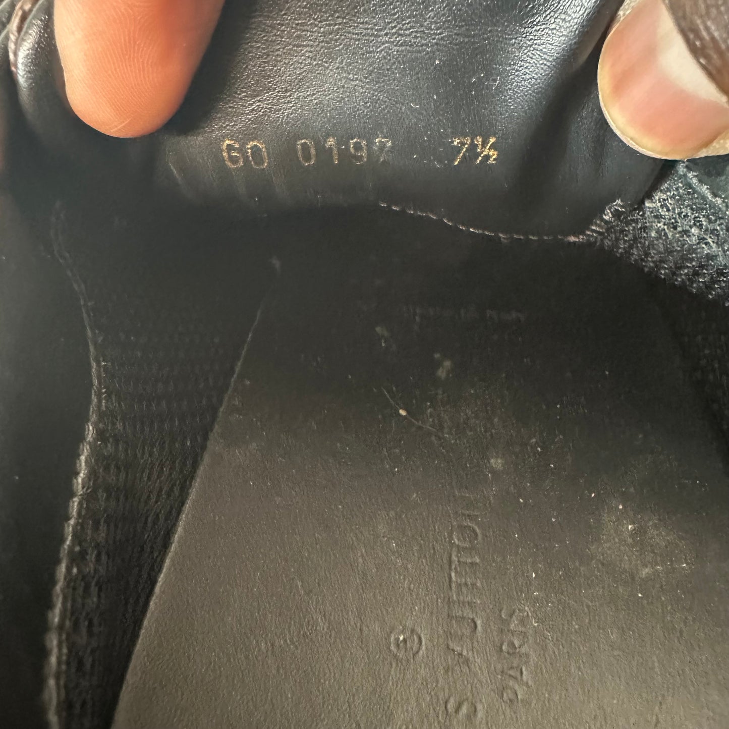 Louis Vuitton Monogram Runaway Sneaker Sz 9 (7.5LV) No Box