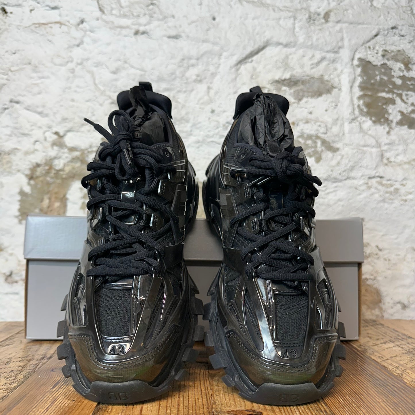 Balenciaga Track Runner Black Jelly Fish Sneaker Sz 10 (43)