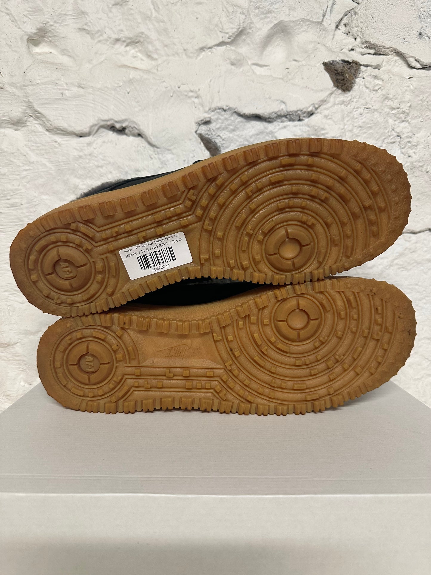 Nike Air Force 1 Low Winter Black Sz 11.5