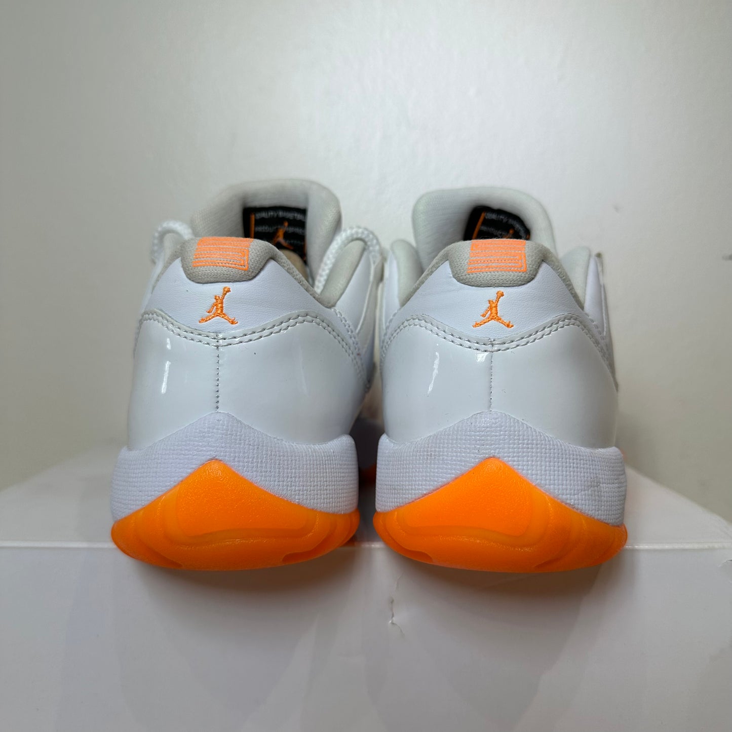 Air Jordan 11 Low Citrus Sz 5.5 (7W)