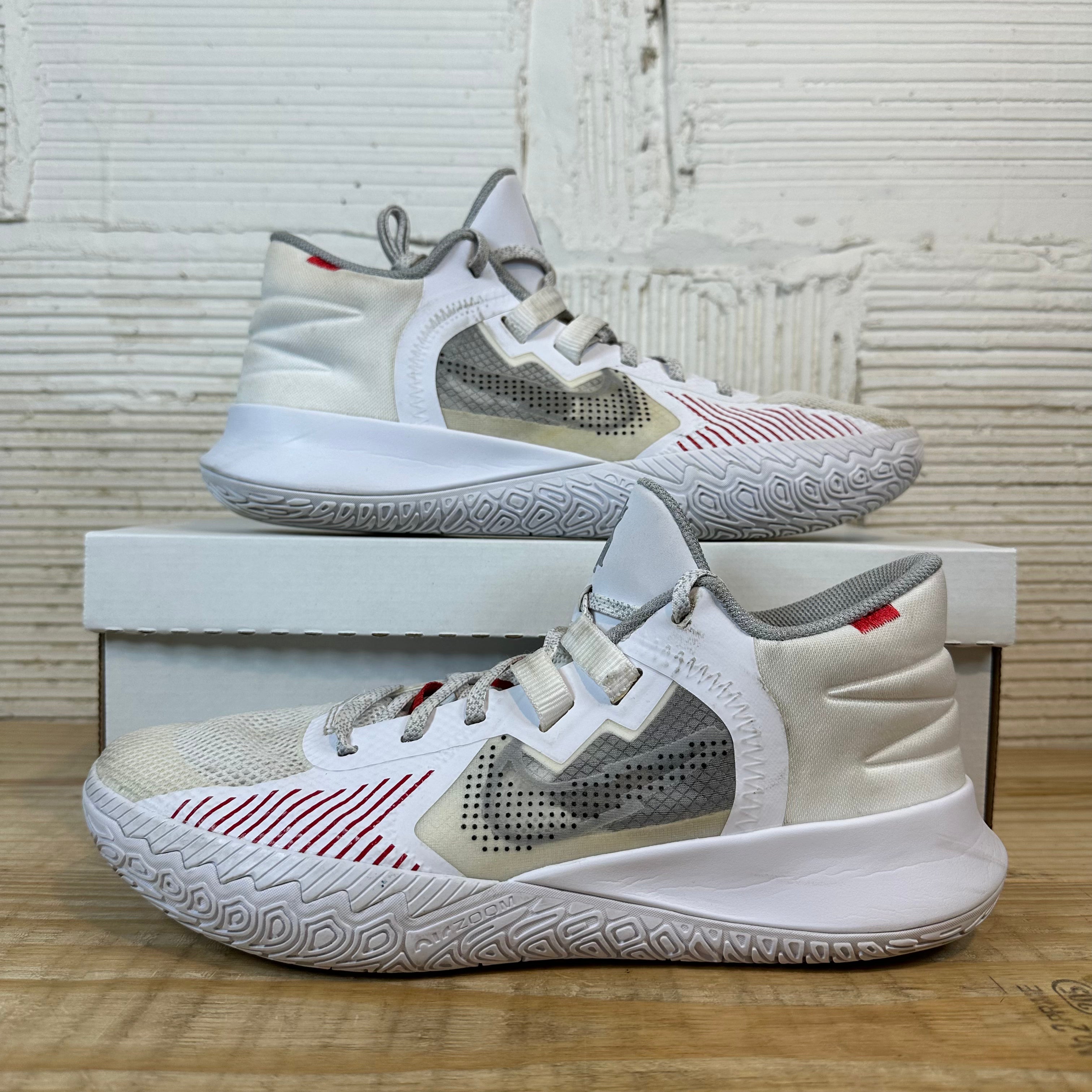Nike Kyrie Fly Trap White Red Sz 11