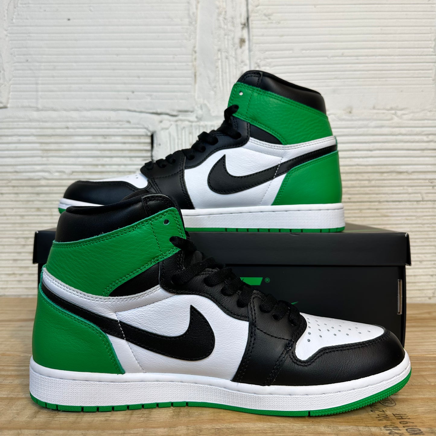 Air Jordan 1 High Lucky Green Sz 11