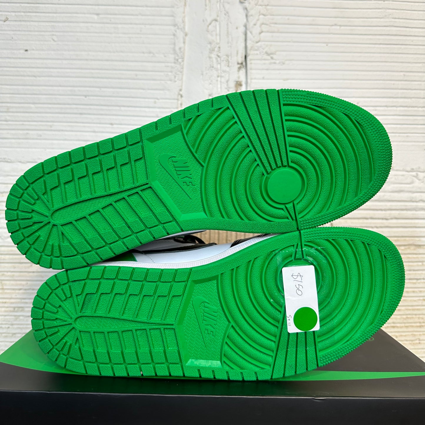 Air Jordan 1 High Lucky Green Sz 11