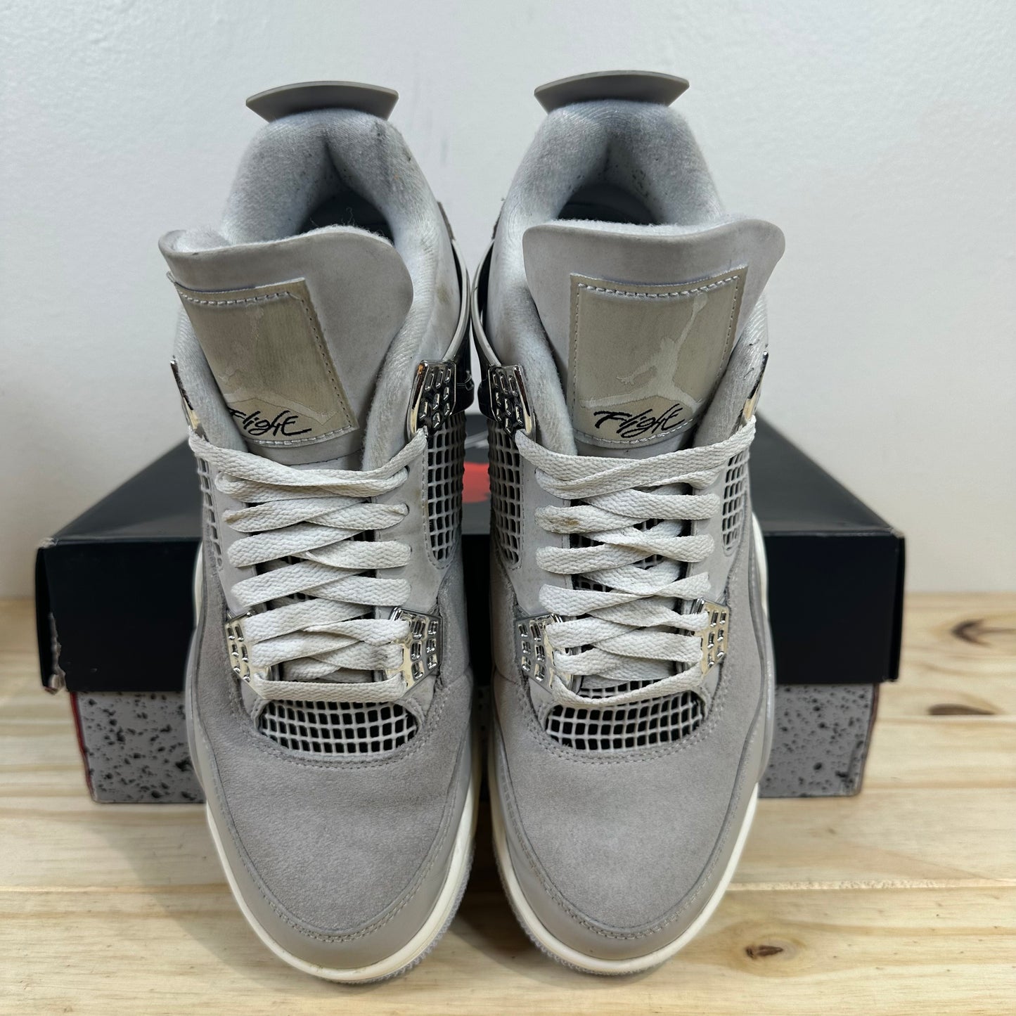 Air Jordan 4 Frozen Moments Sz 8 (9.5W)