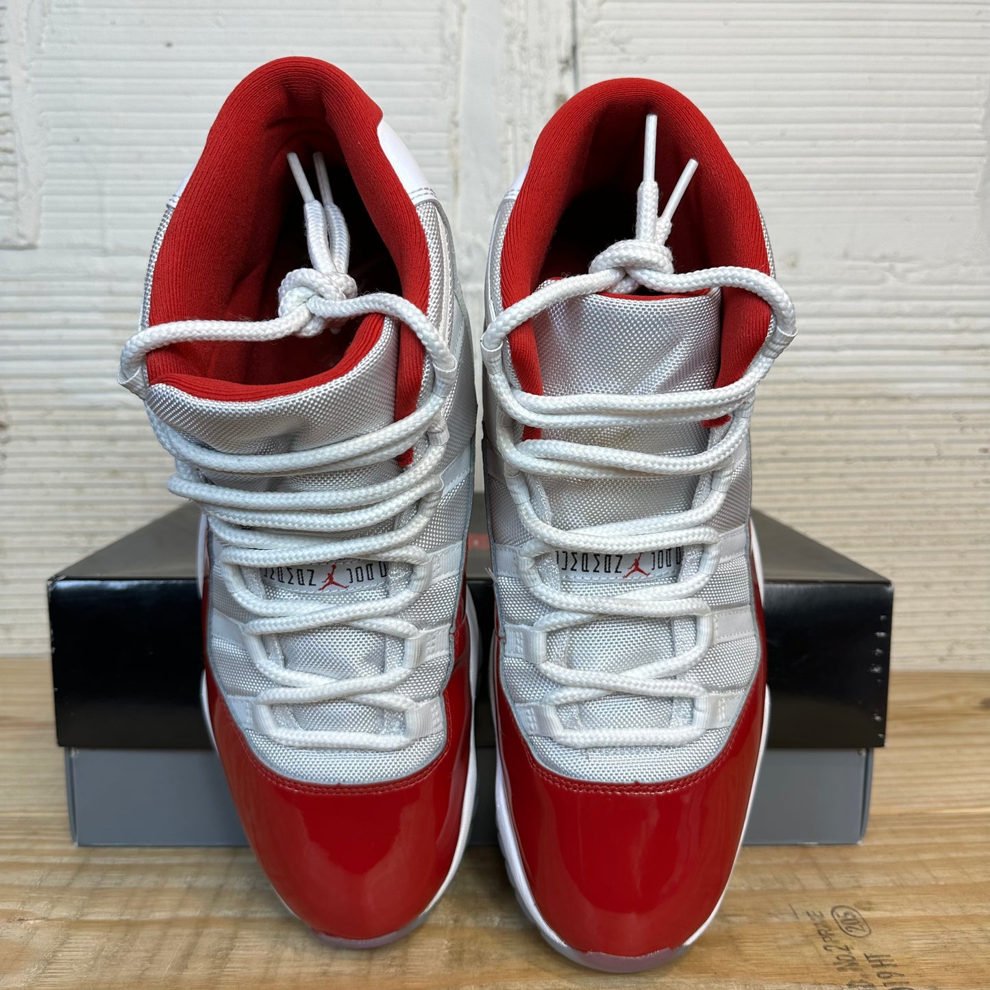 Air Jordan 11 High Cherry Sz 12.5