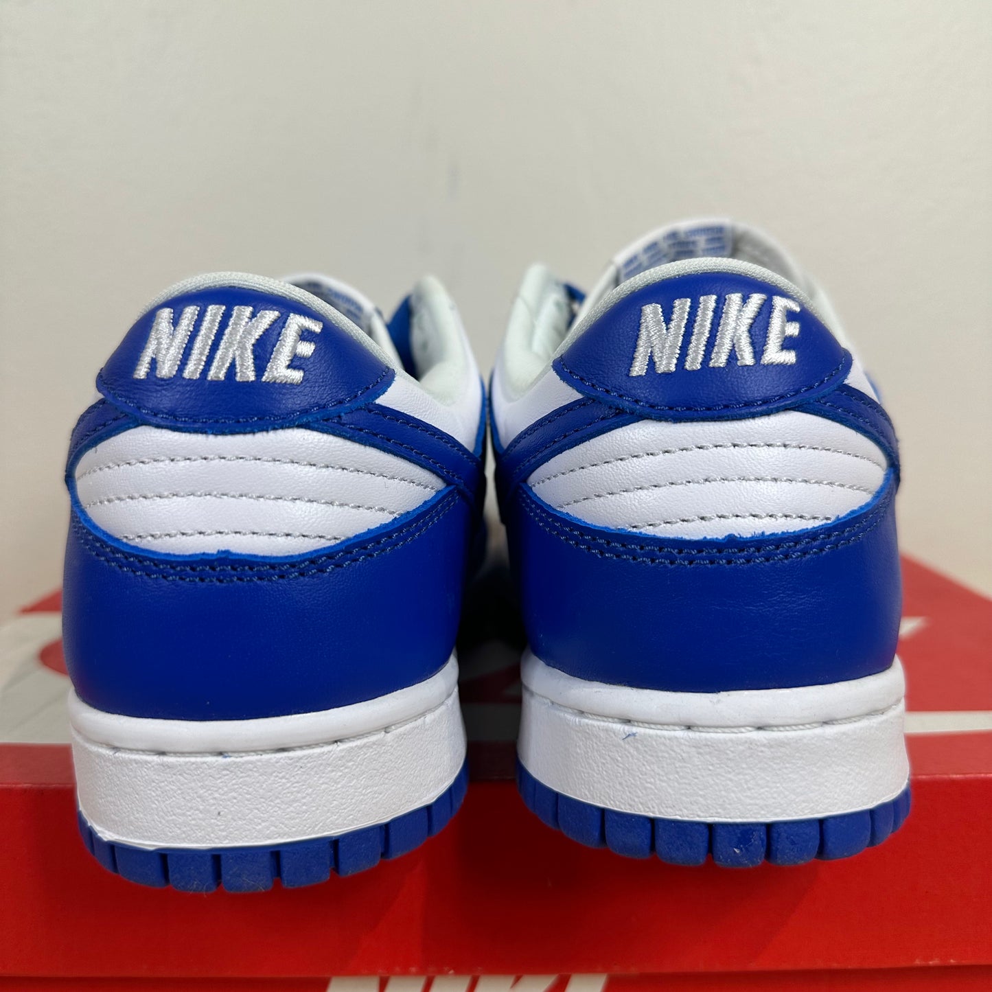 Nike Dunk Low SP Kentucky Sz 8.5 DS