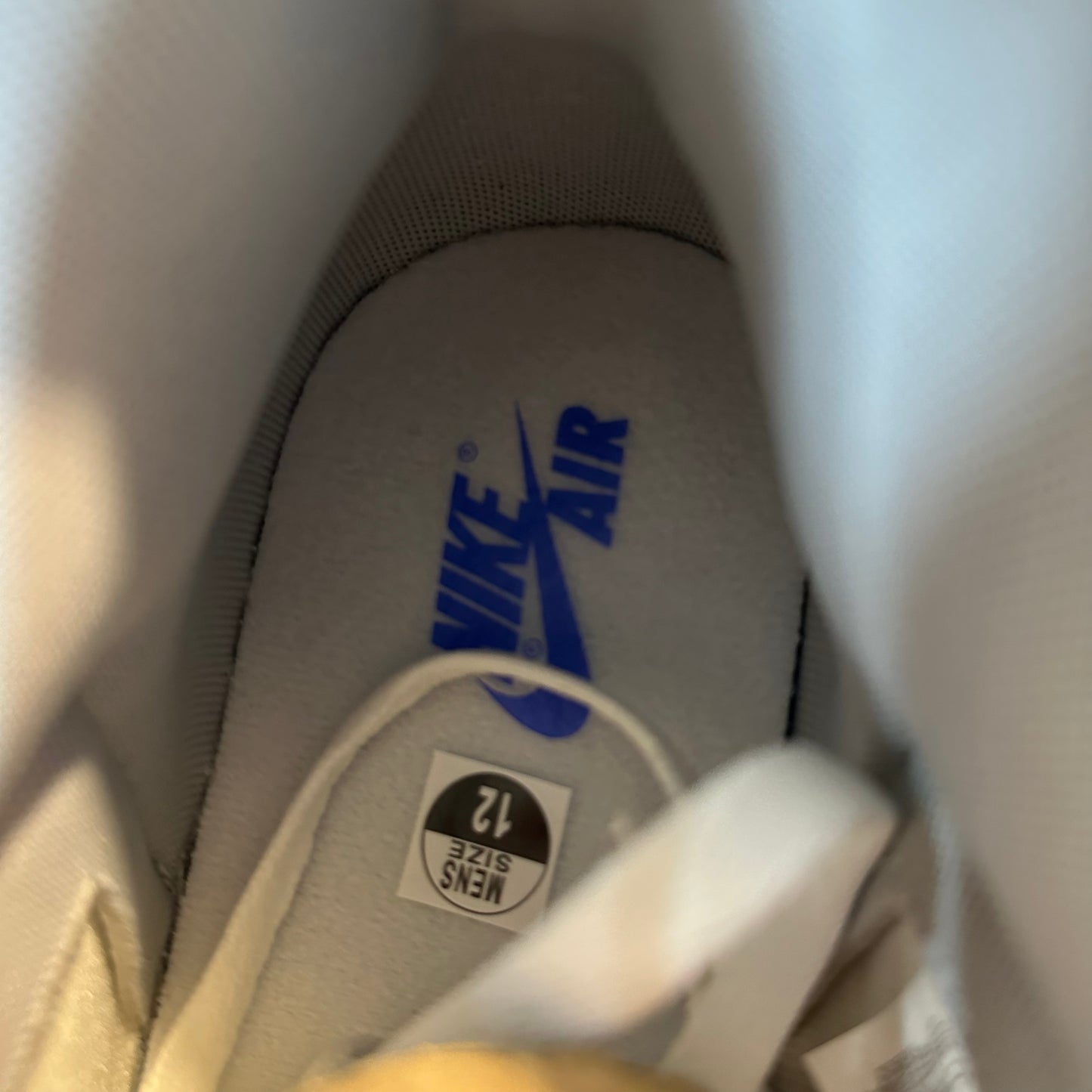 Air Jordan 1 High Hyper Royal Smoke Grey Sz 12 DS