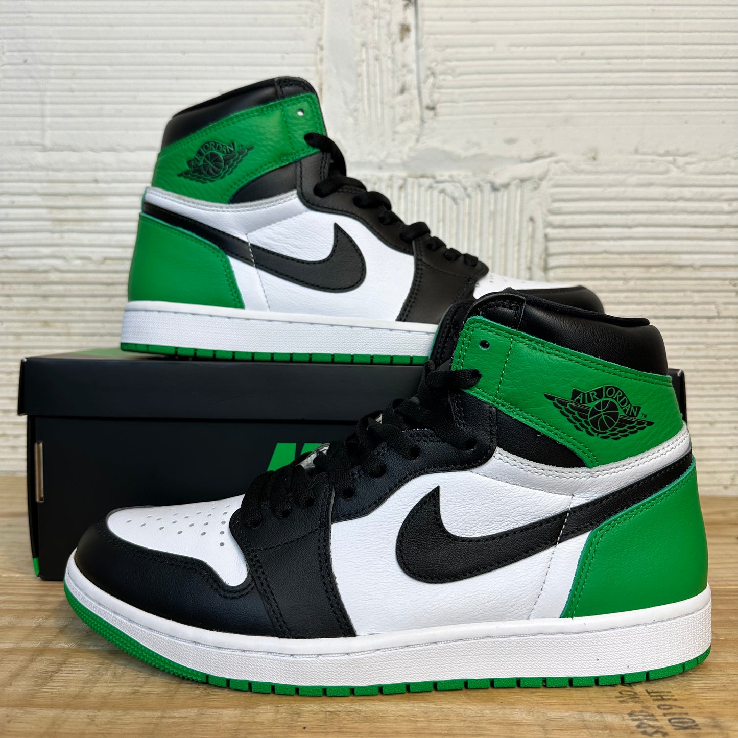 Air Jordan 1 High Lucky Green Sz 11