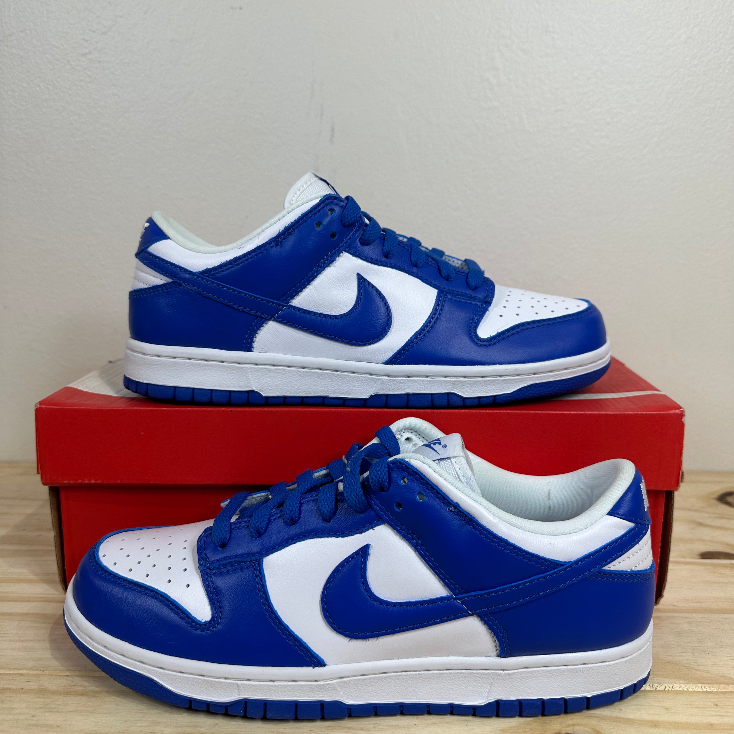 Nike Dunk Low SP Kentucky Sz 8.5 DS