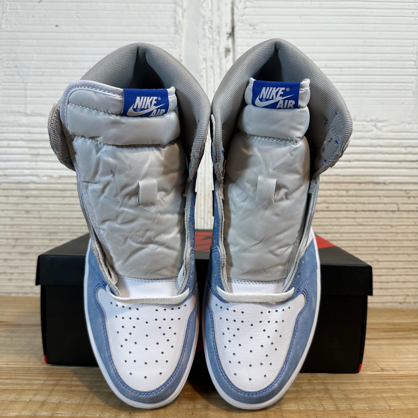 Air Jordan 1 High Hyper Royal Smoke Grey Sz 12 DS