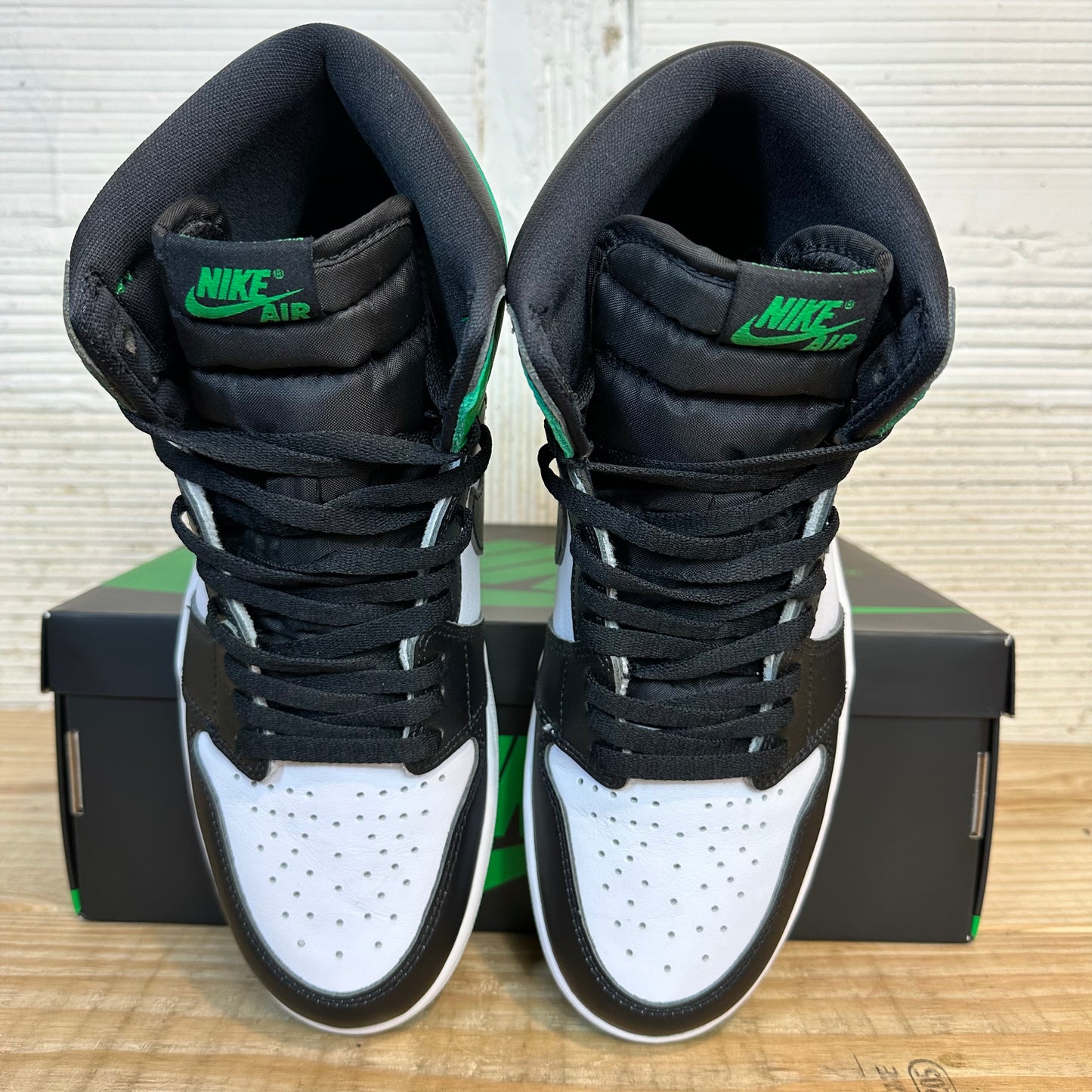 Air Jordan 1 High Lucky Green Sz 11