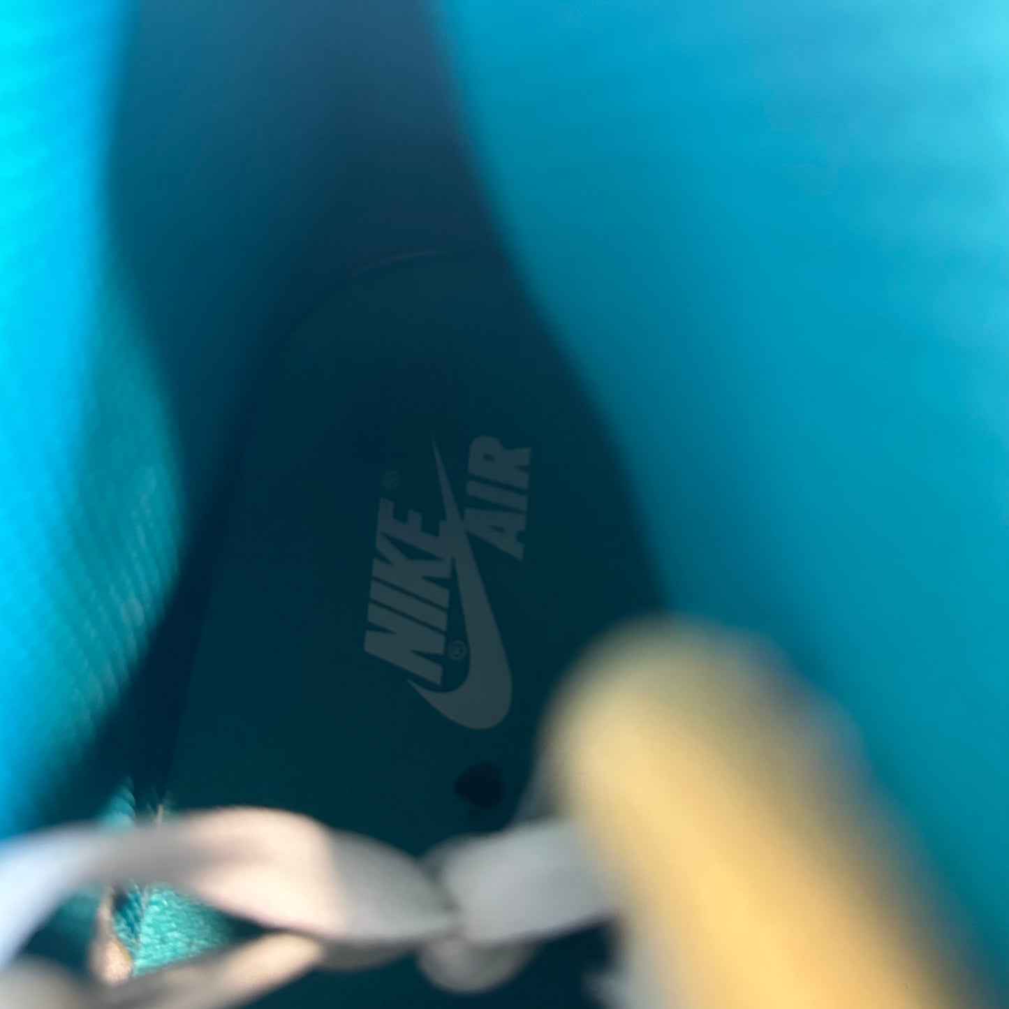 Air Jordan 1 High Turbo Green Sz 9.5