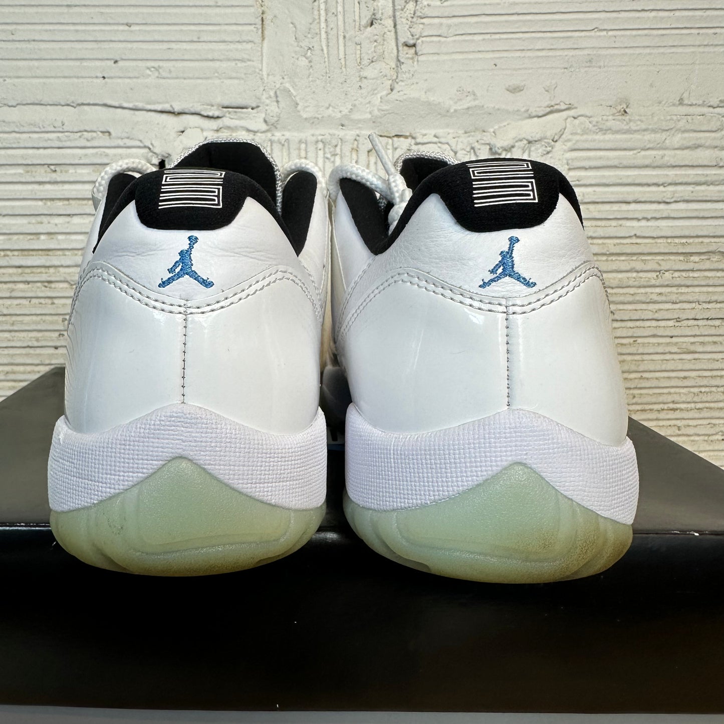 Air Jordan 11 Low Jordan Legend Blue Sz 10.5