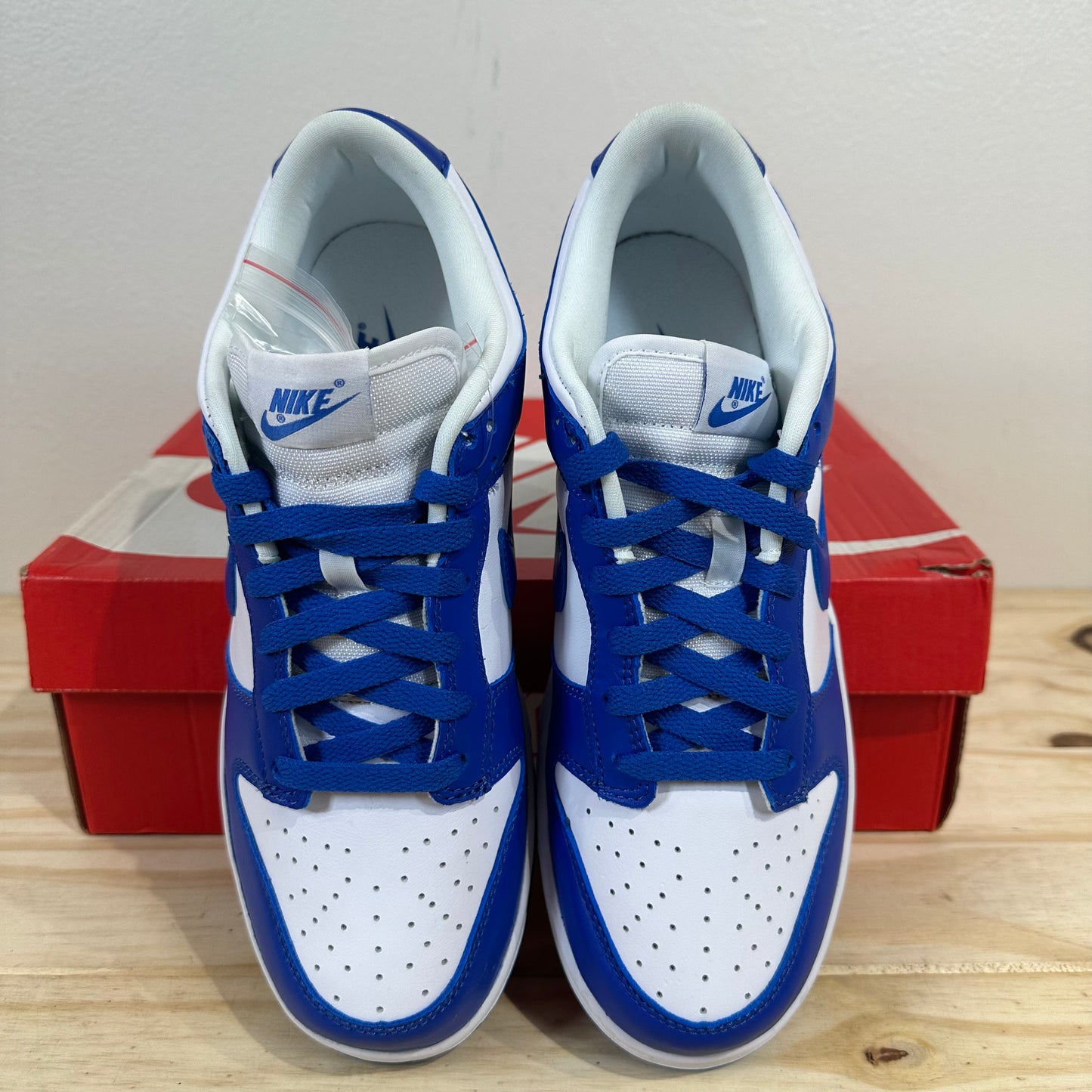 Nike Dunk Low SP Kentucky Sz 8 DS