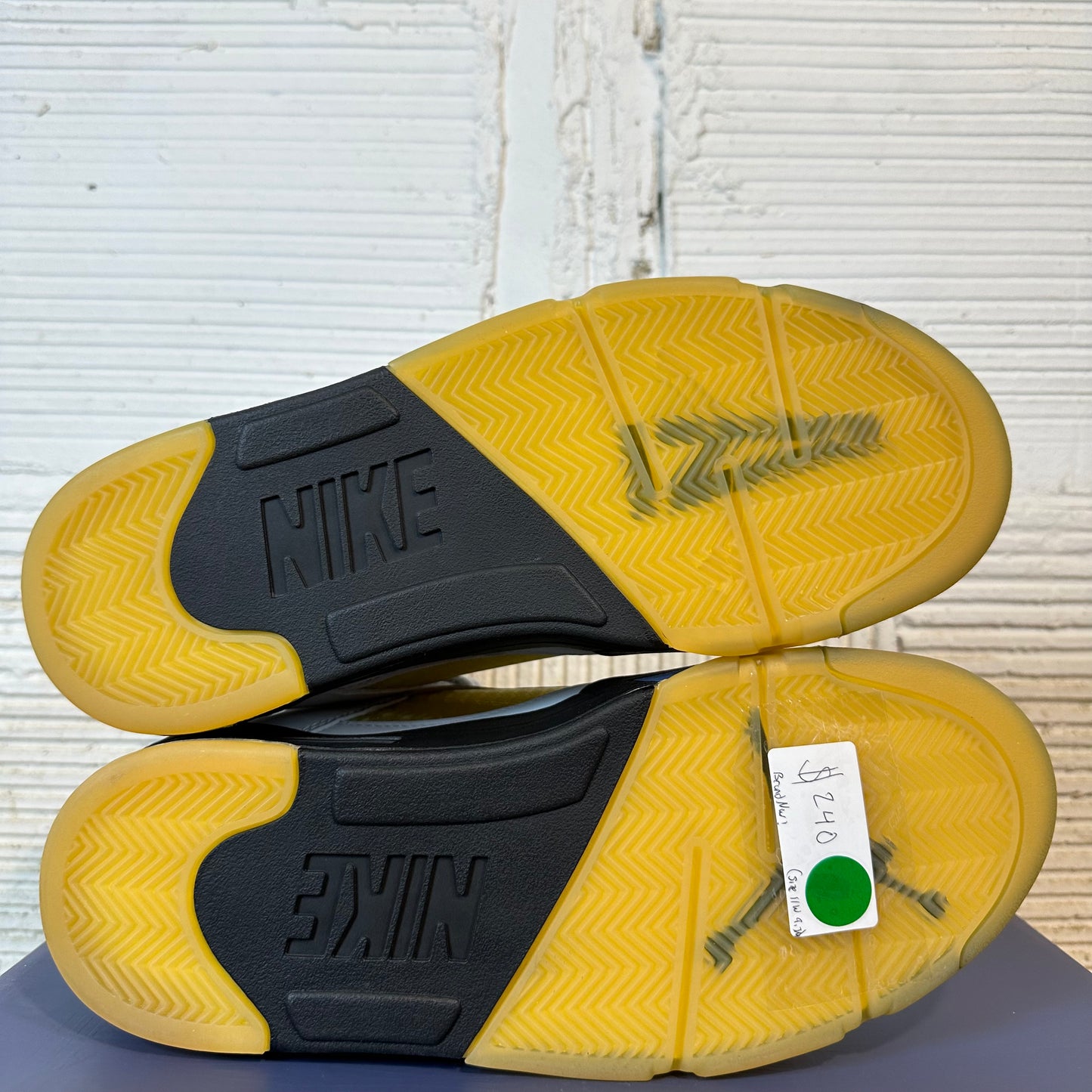 Air Jordan 5 A Ma Maniére Dawn Sz 9.5 (11W) DS