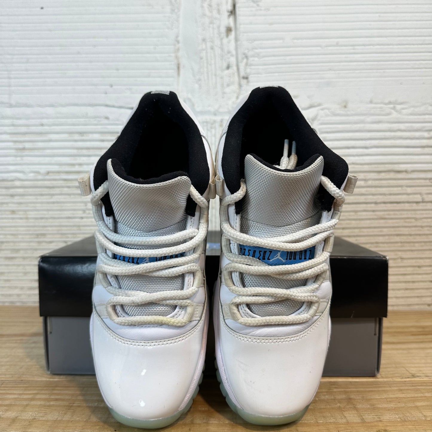 Air Jordan 11 Low Legend Blue Sz 6.5Y