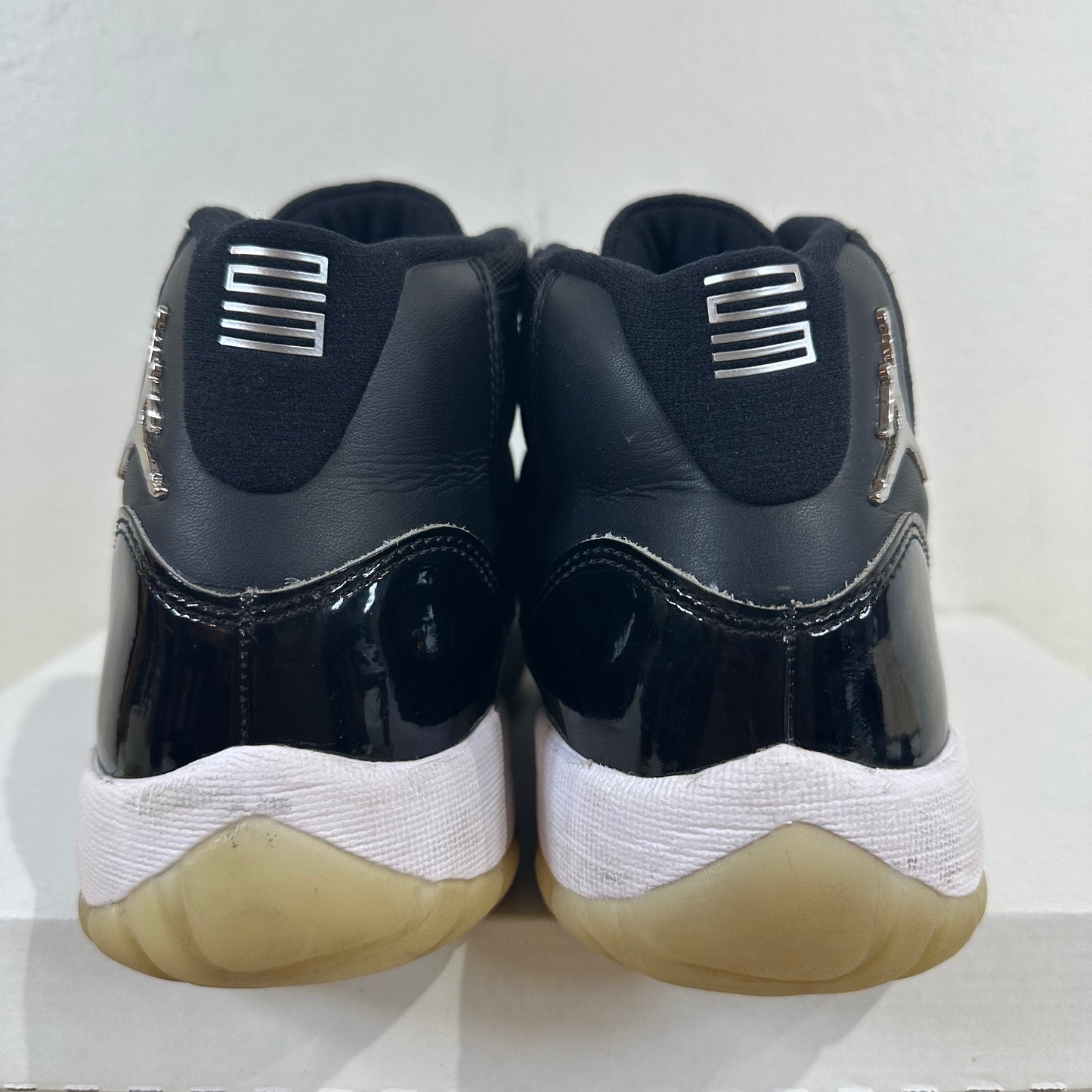 Air Jordan 11 High Jubilee Sz 7Y