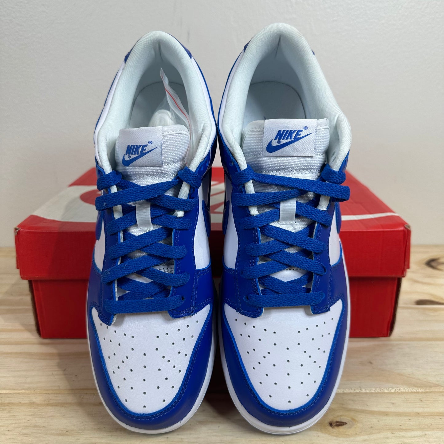Nike Dunk Low SP Kentucky Sz 9 DS