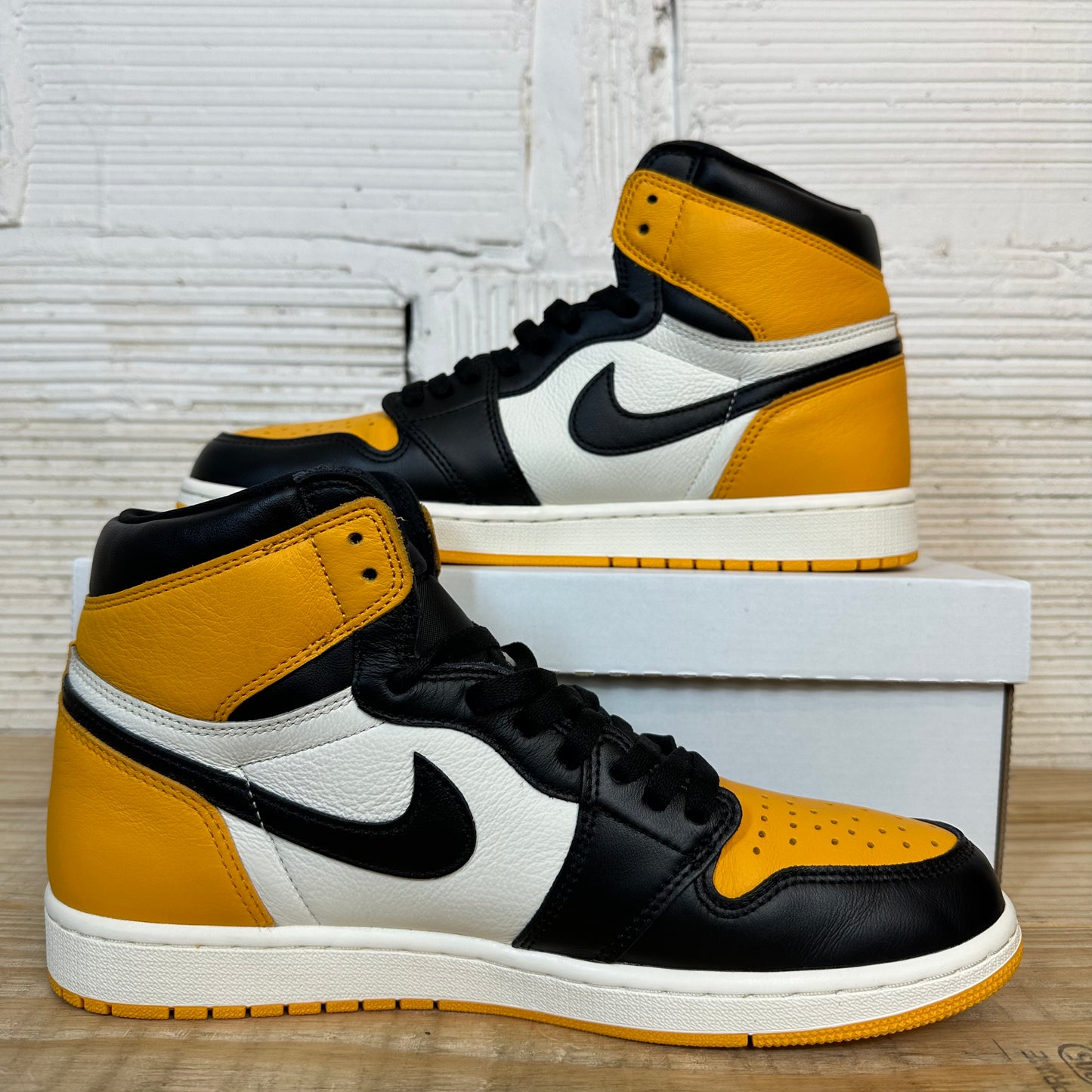 Air Jordan 1 High Taxi Sz 11