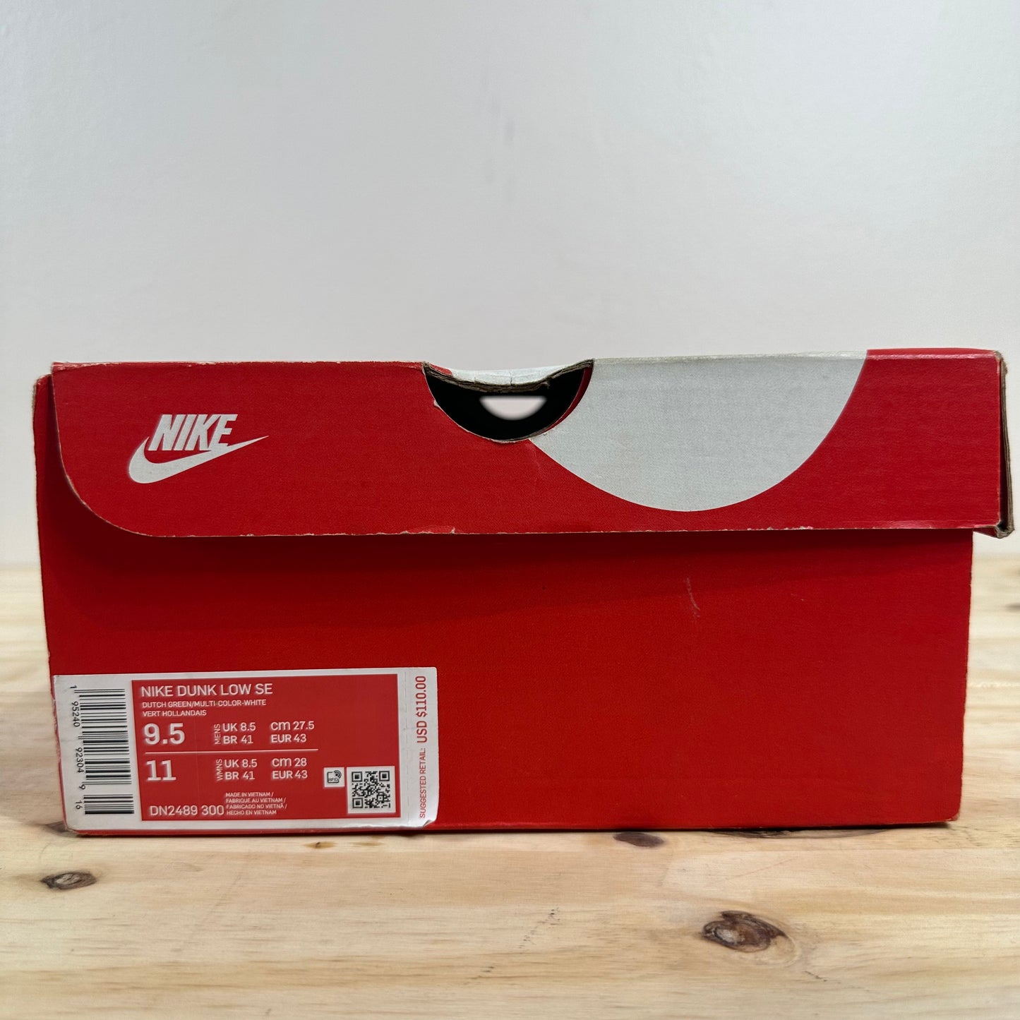 Nike Dunk Low SE NY vs. NY Sz 9.5 DS