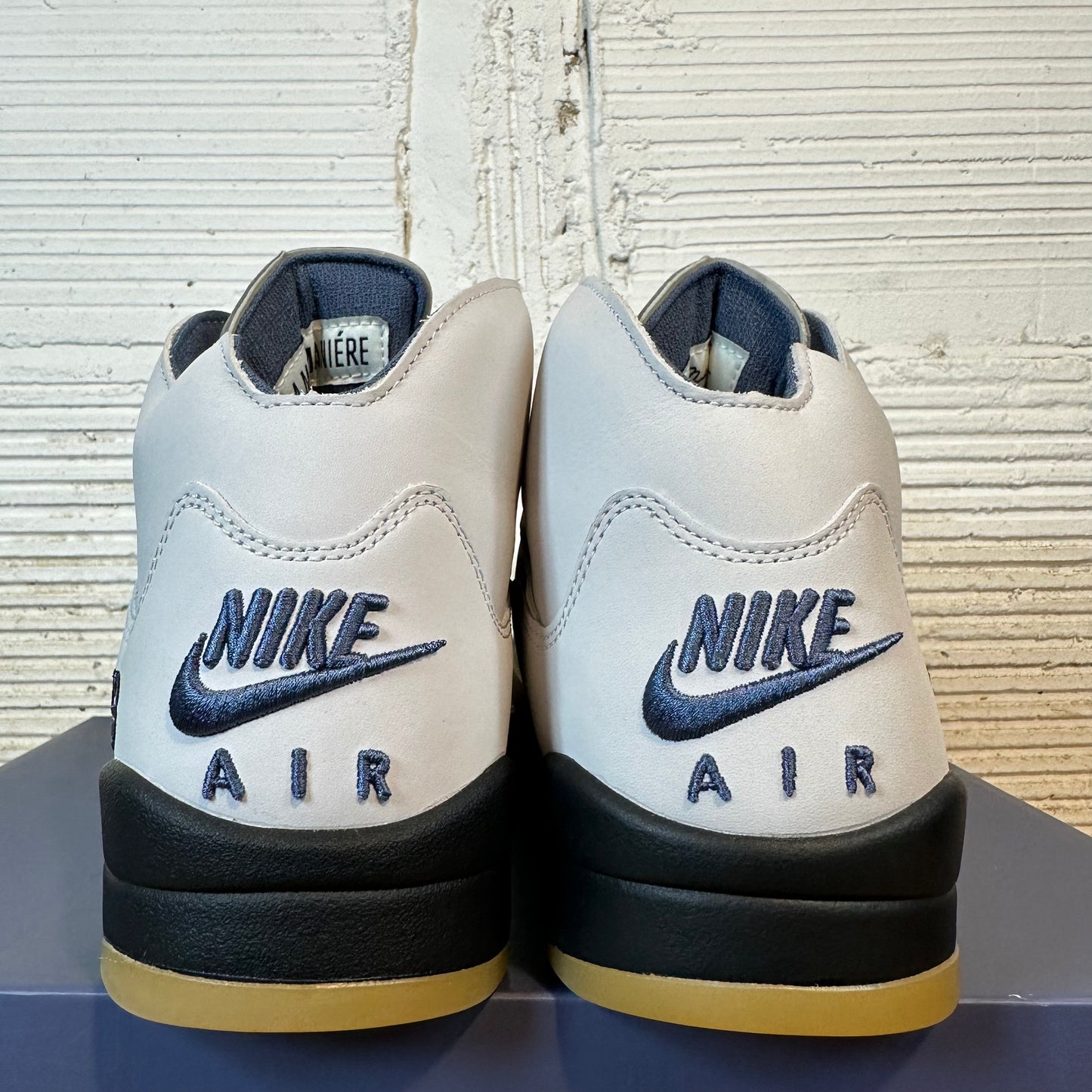 Air Jordan 5 A Ma Maniére Dawn Sz 9.5 (11W) DS