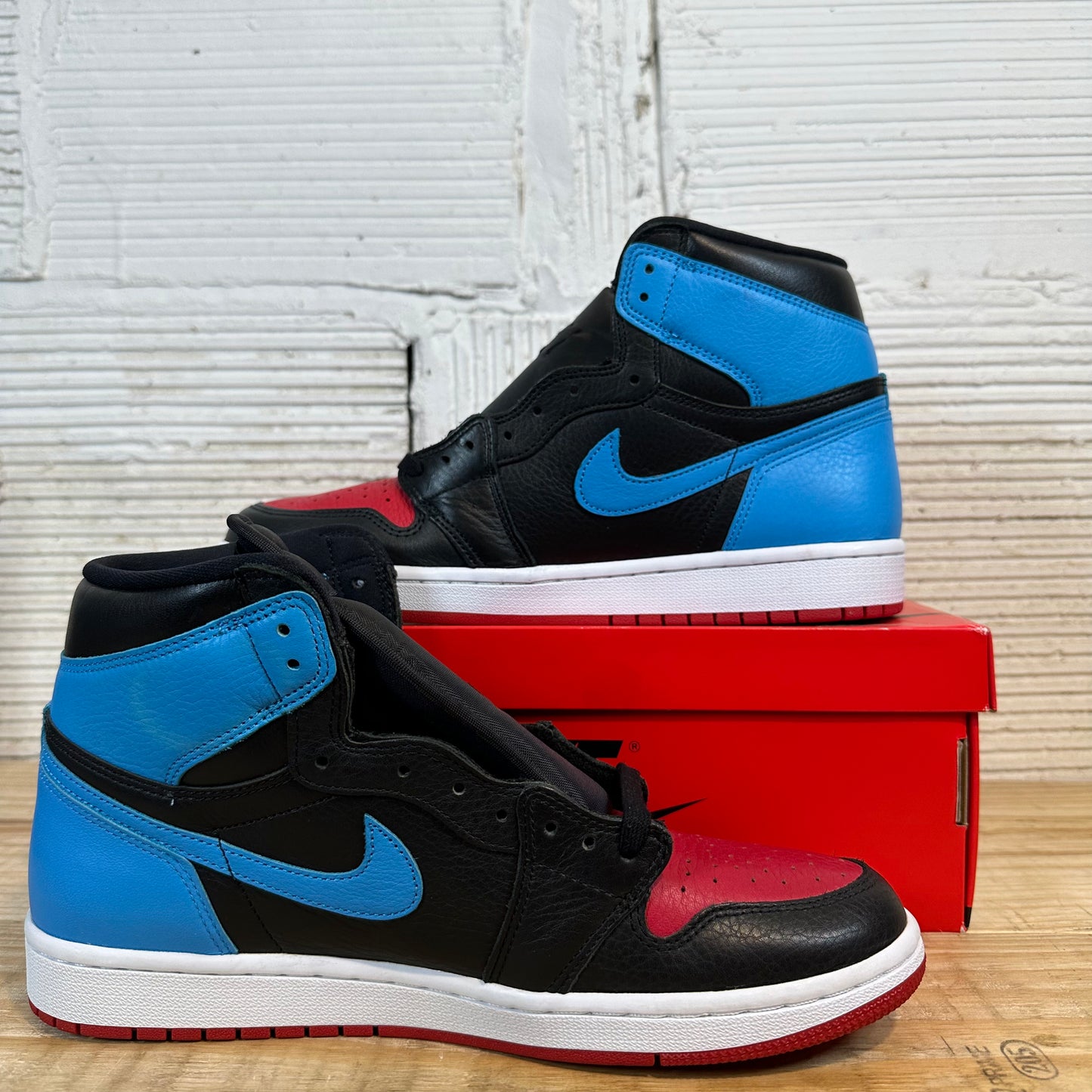 Air Jordan 1 High NC to Chi Sz 9.5 (11W) DS