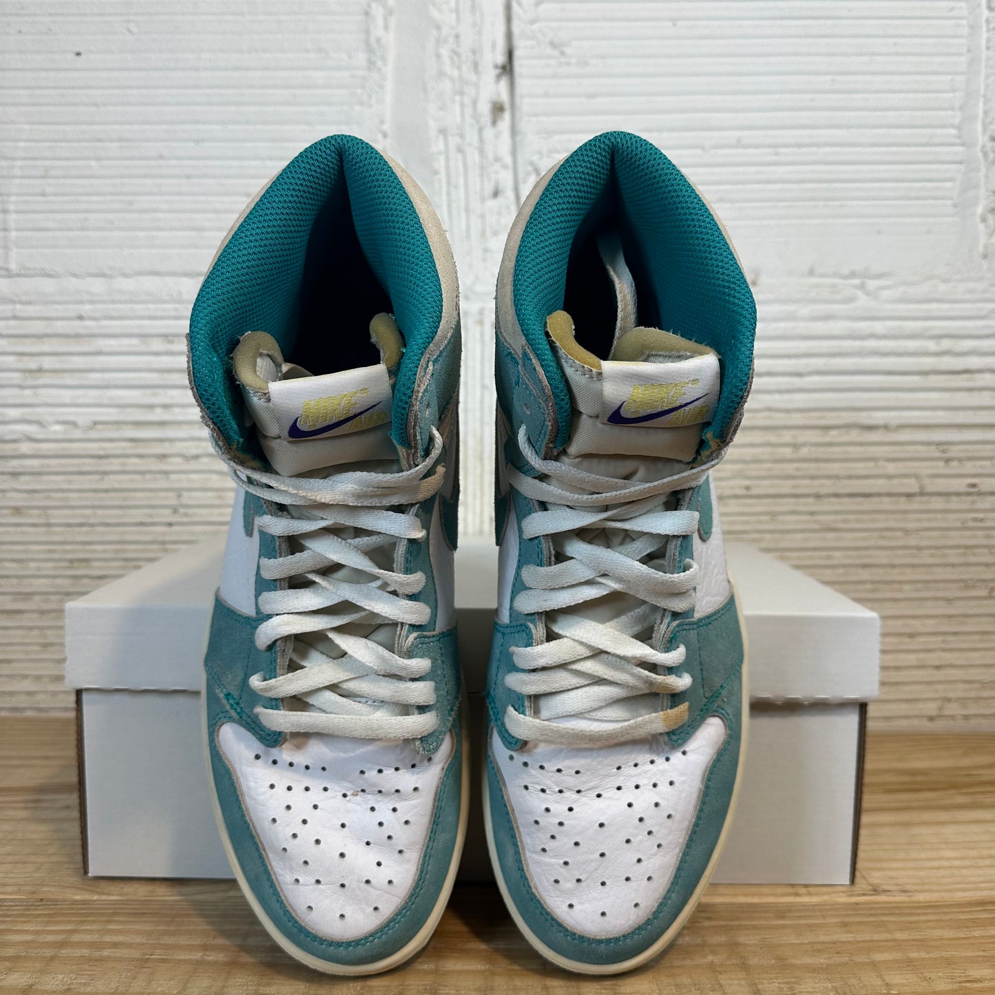 Air Jordan 1 High Turbo Green Sz 9.5