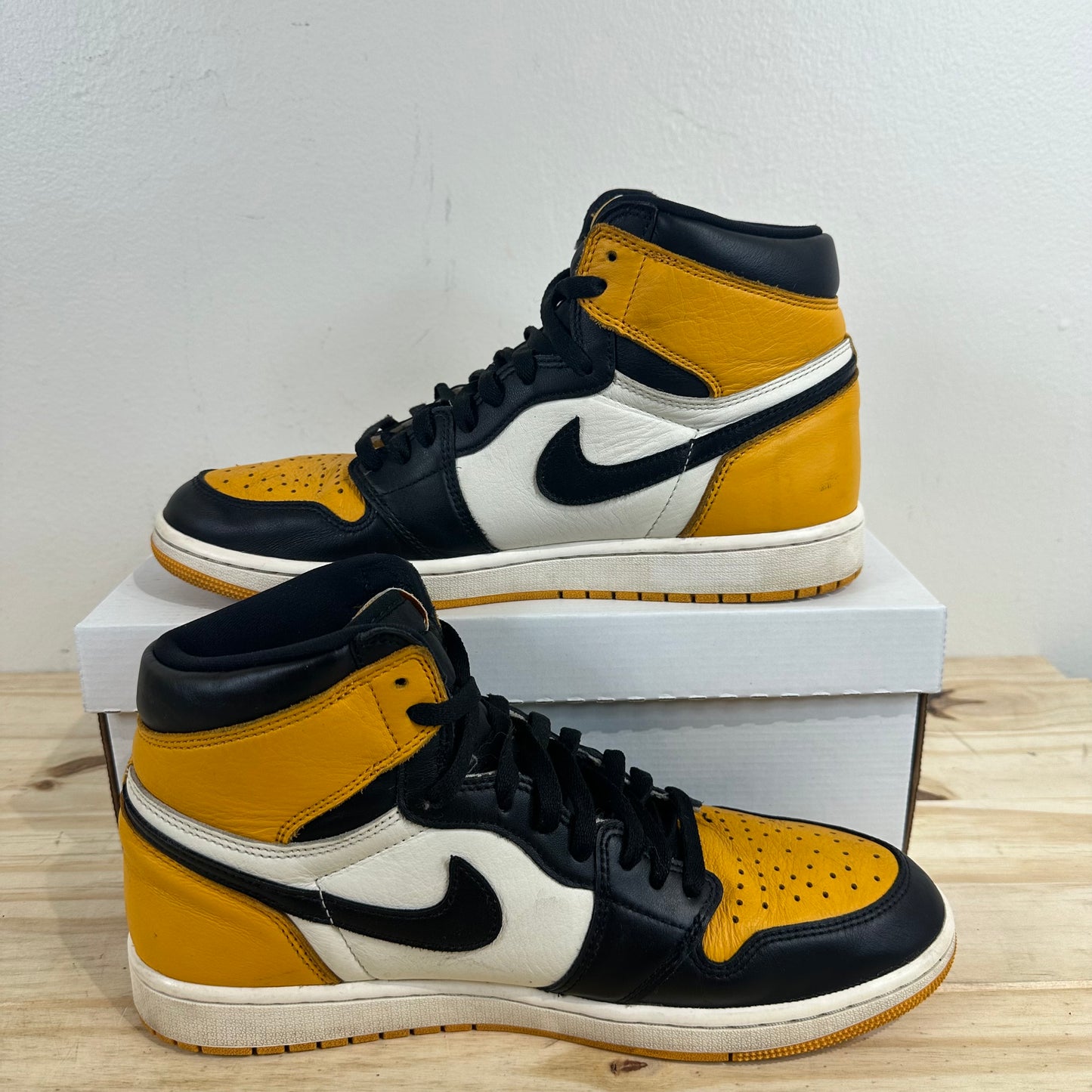 Air Jordan 1 High Taxi Sz 11.5