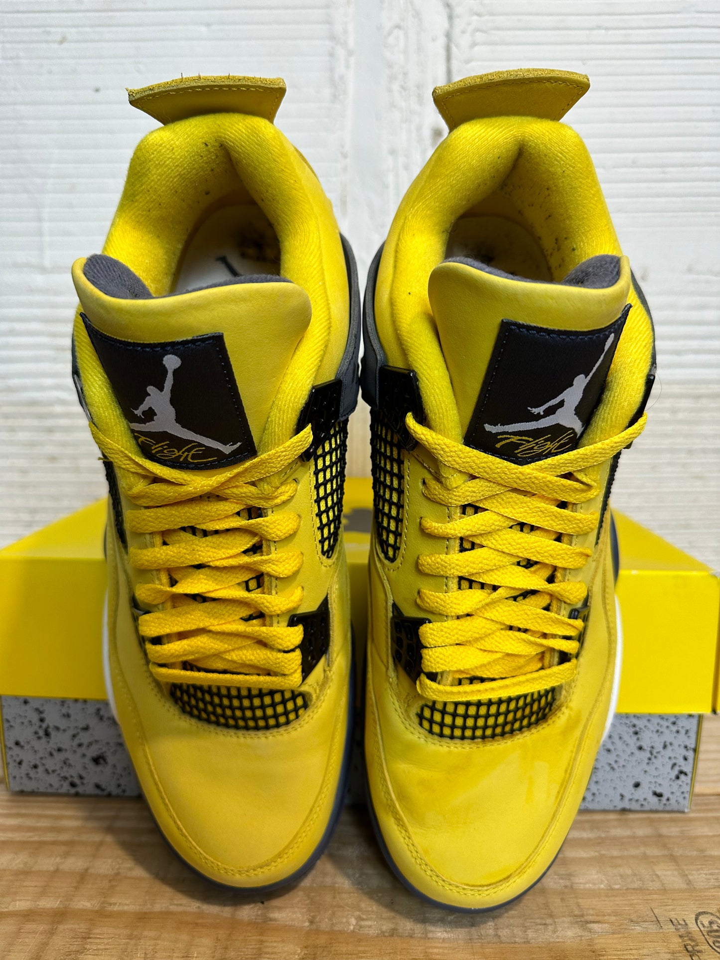 Air Jordan 4 Lightning Sz 11