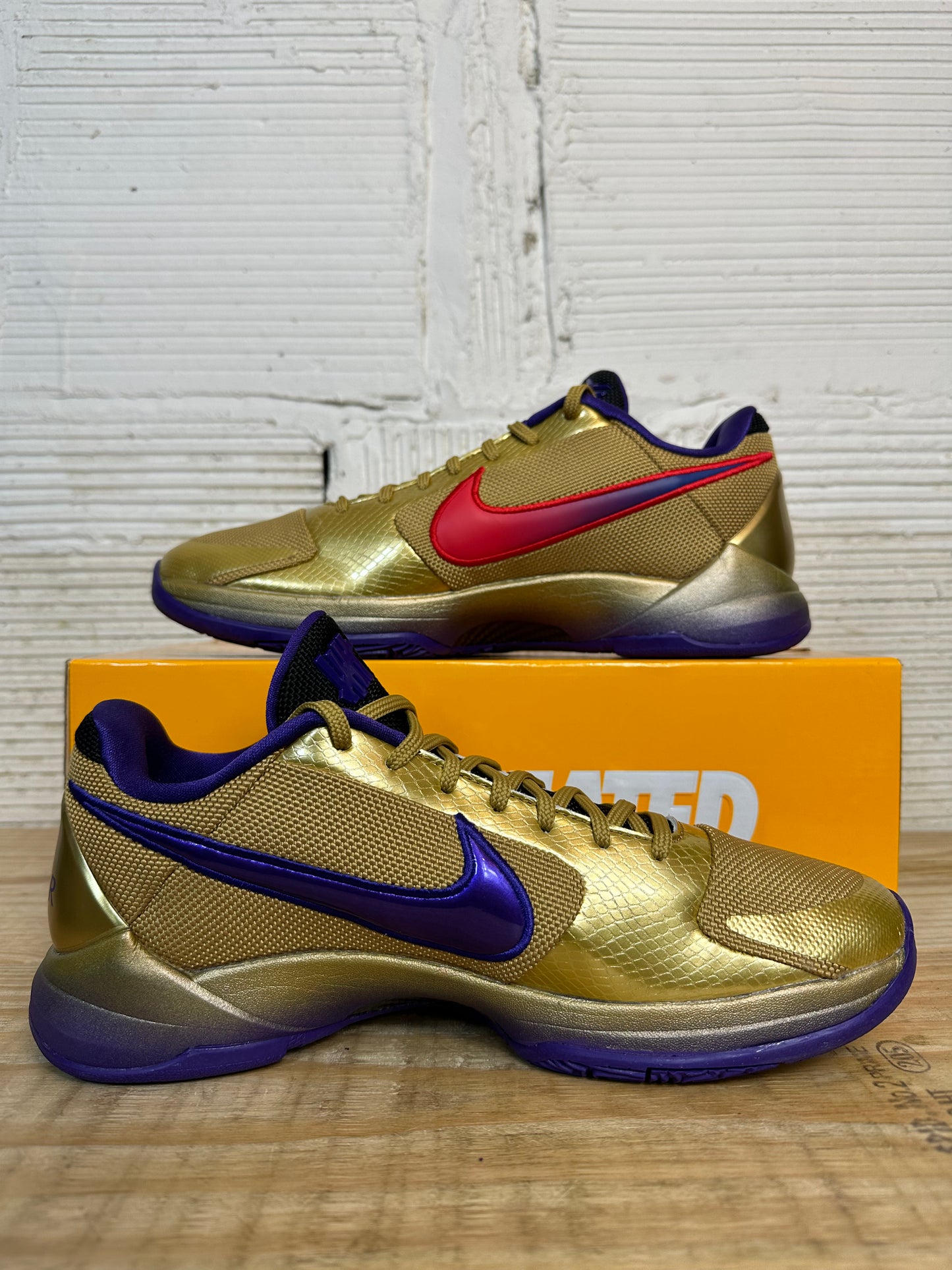 Nike Kobe 5 Protro Undefeated Hall of Fame Sz 10 DS