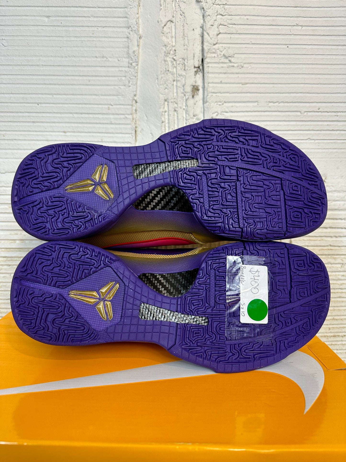 Nike Kobe 5 Protro Undefeated Hall of Fame Sz 10 DS