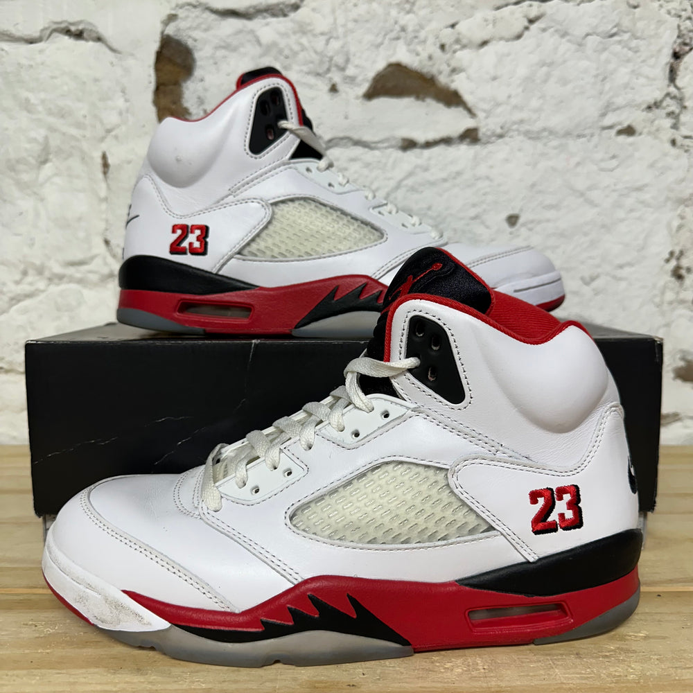 Air Jordan 5 Fire Black Tongue (2025) Sz 9