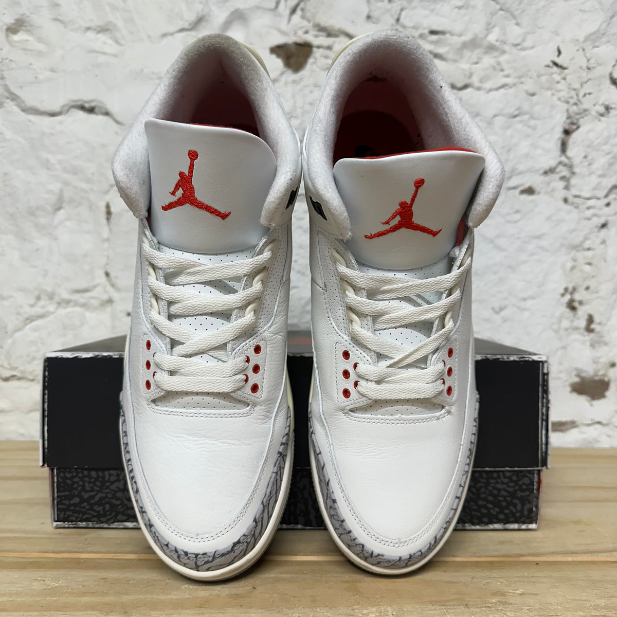 Air Jordan 3 Reimagined White Cement Sz 12