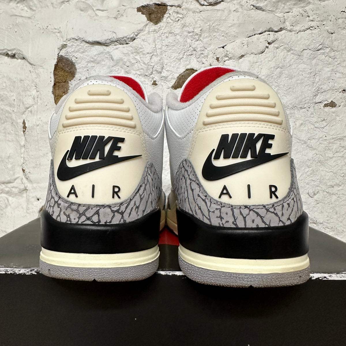 Air Jordan 3 Reimagined White Cement Sz 12