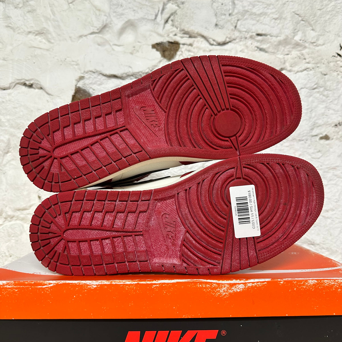 Air Jordan 1 High Chicago Lost & Found Sz 11