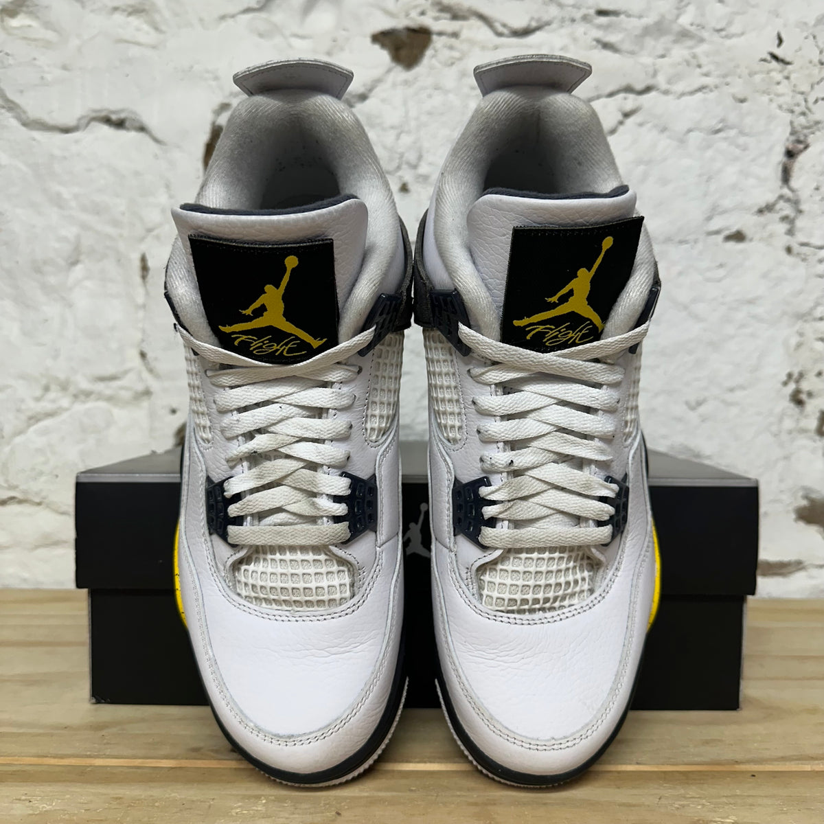 Air Jordan 4 Rare Air Tour Yellow (2026) Sz 9