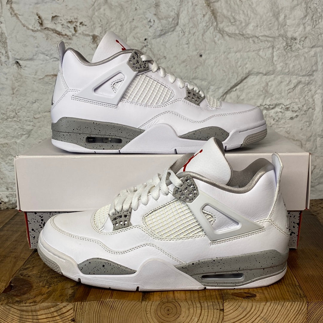 Air Jordan 4 White Oreo Sz 9.5 DS