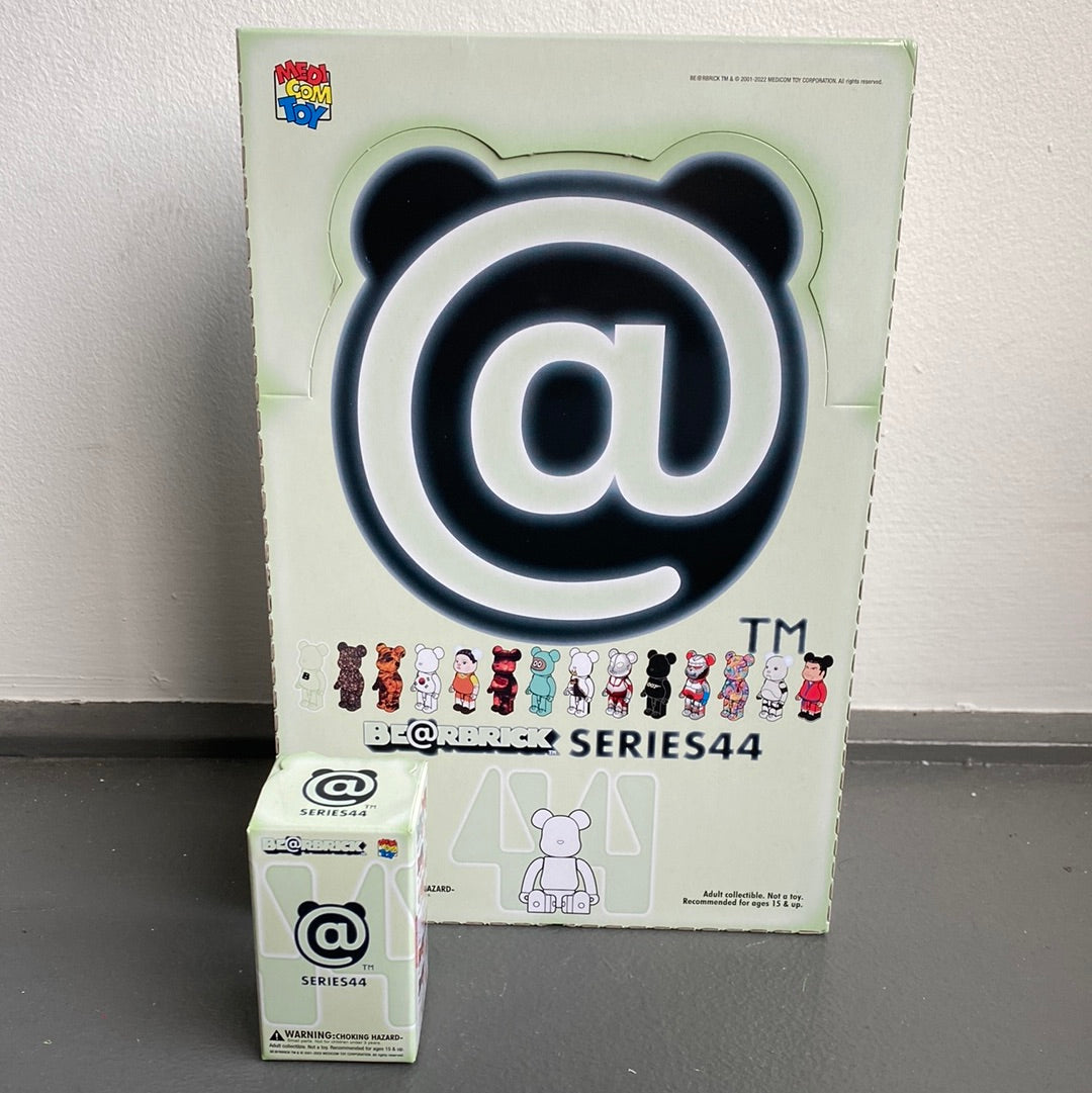 Bearbrick Series 44 Blind Box