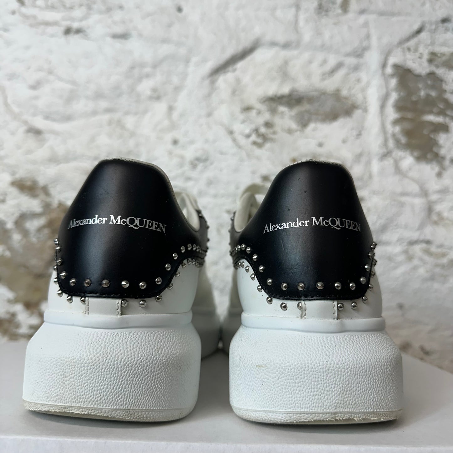 Alexander Mcqueeb Black Tab Stud White Sneaker Sz 8 (41)