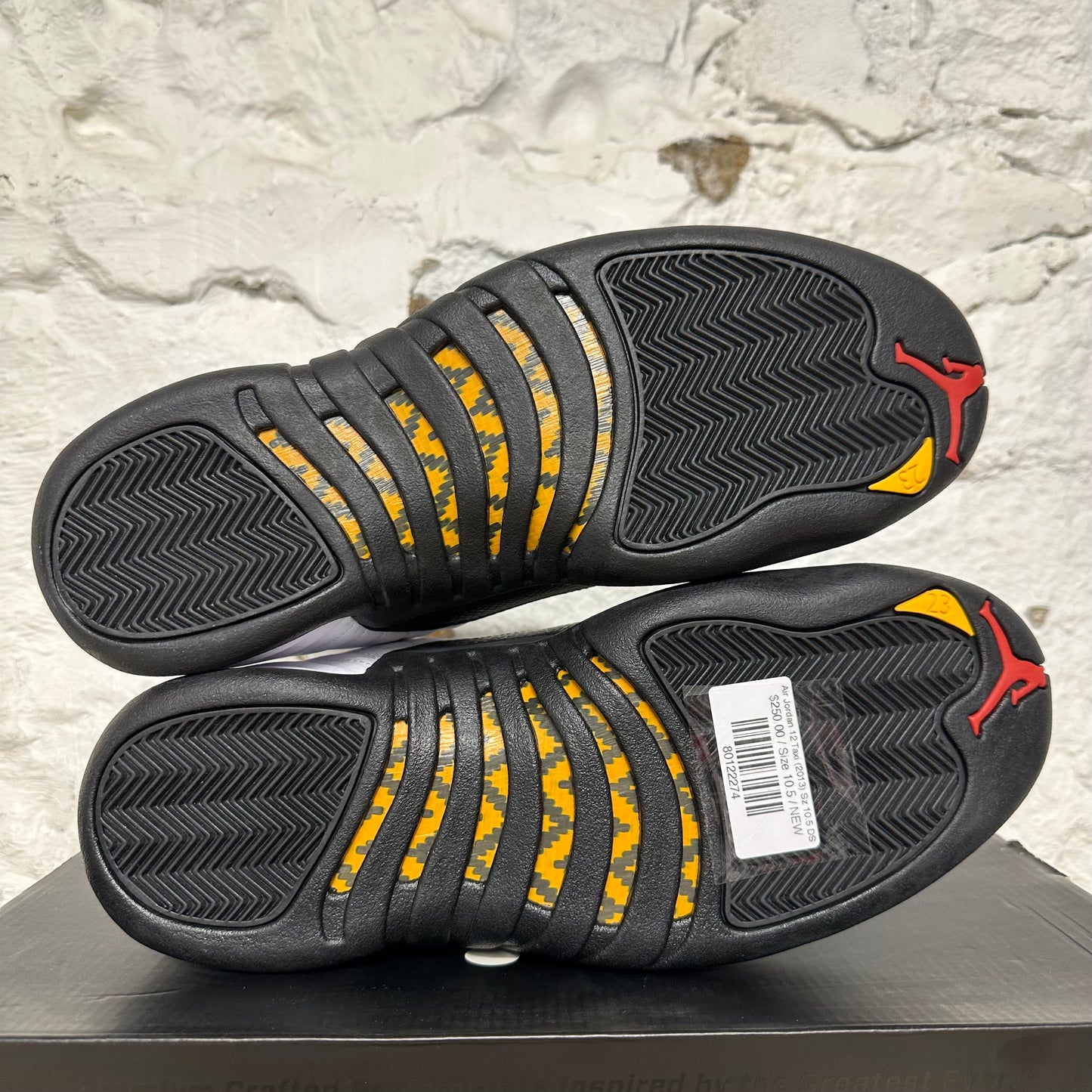 Air Jordan 12 Taxi (2013) Sz 10.5 DS