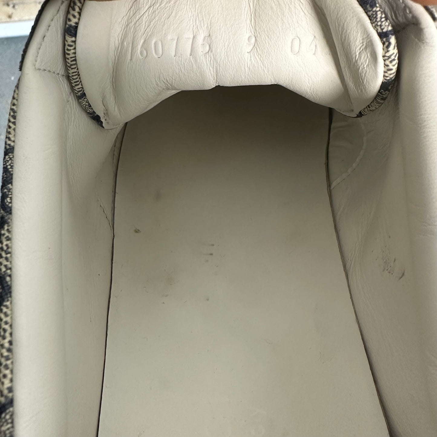 Gucci Ace Navy GG Monogram Beige Sneaker Sz 9